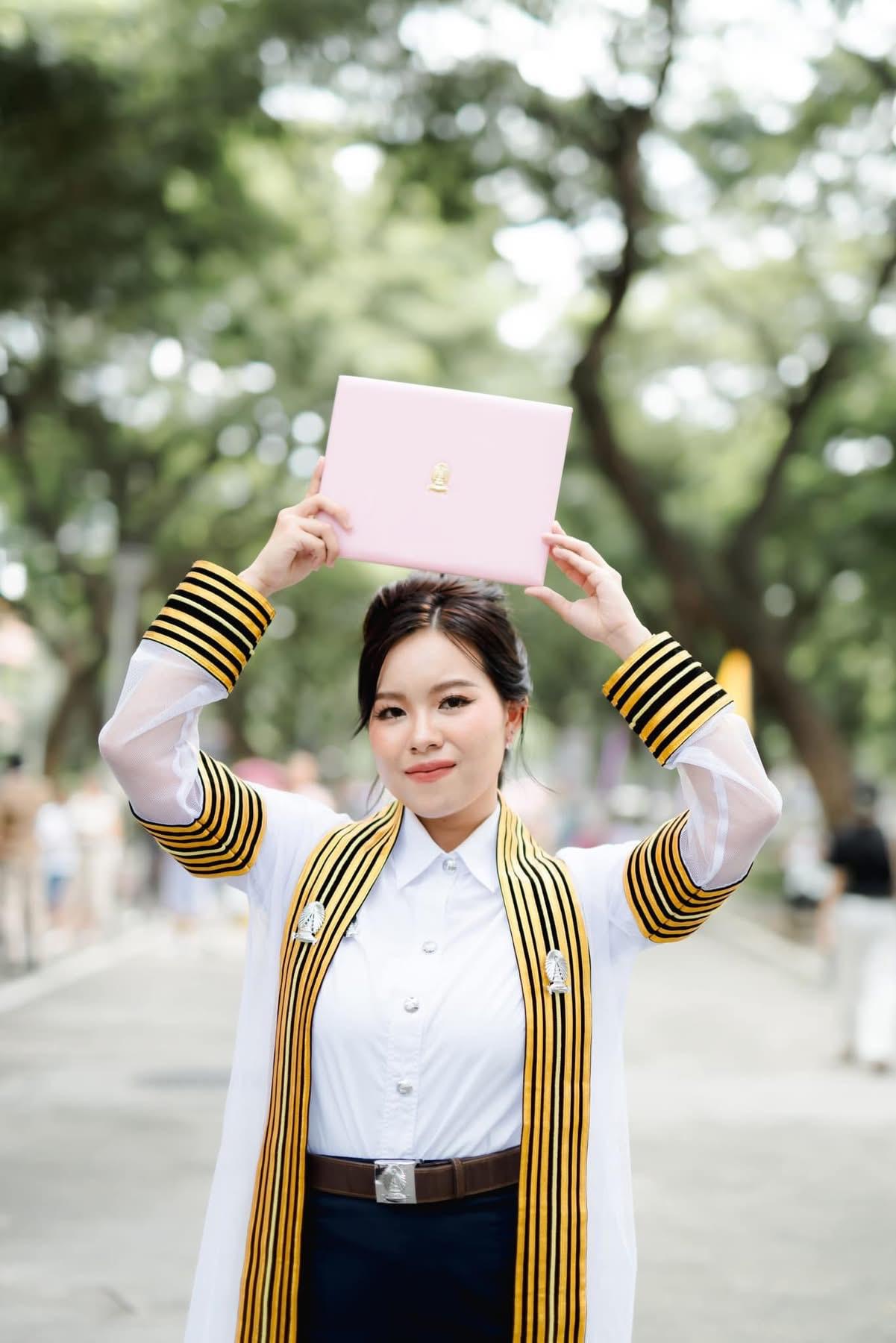 ผลงานรับปริญญา จุฬาลงกรณ์มหาวิทยาลัย โดย Mika 7 Foto ภาพที่ 11