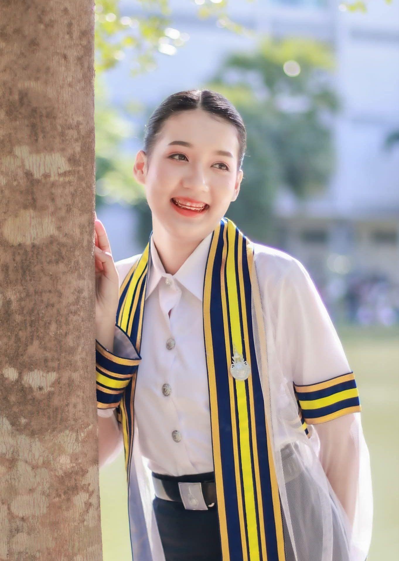 ผลงานรับปริญญา มหาวิทยาลัยเทคโนโลยีราชมงคลธัญบุรี โดย โชค คนสร้างภาพ ภาพที่ 2