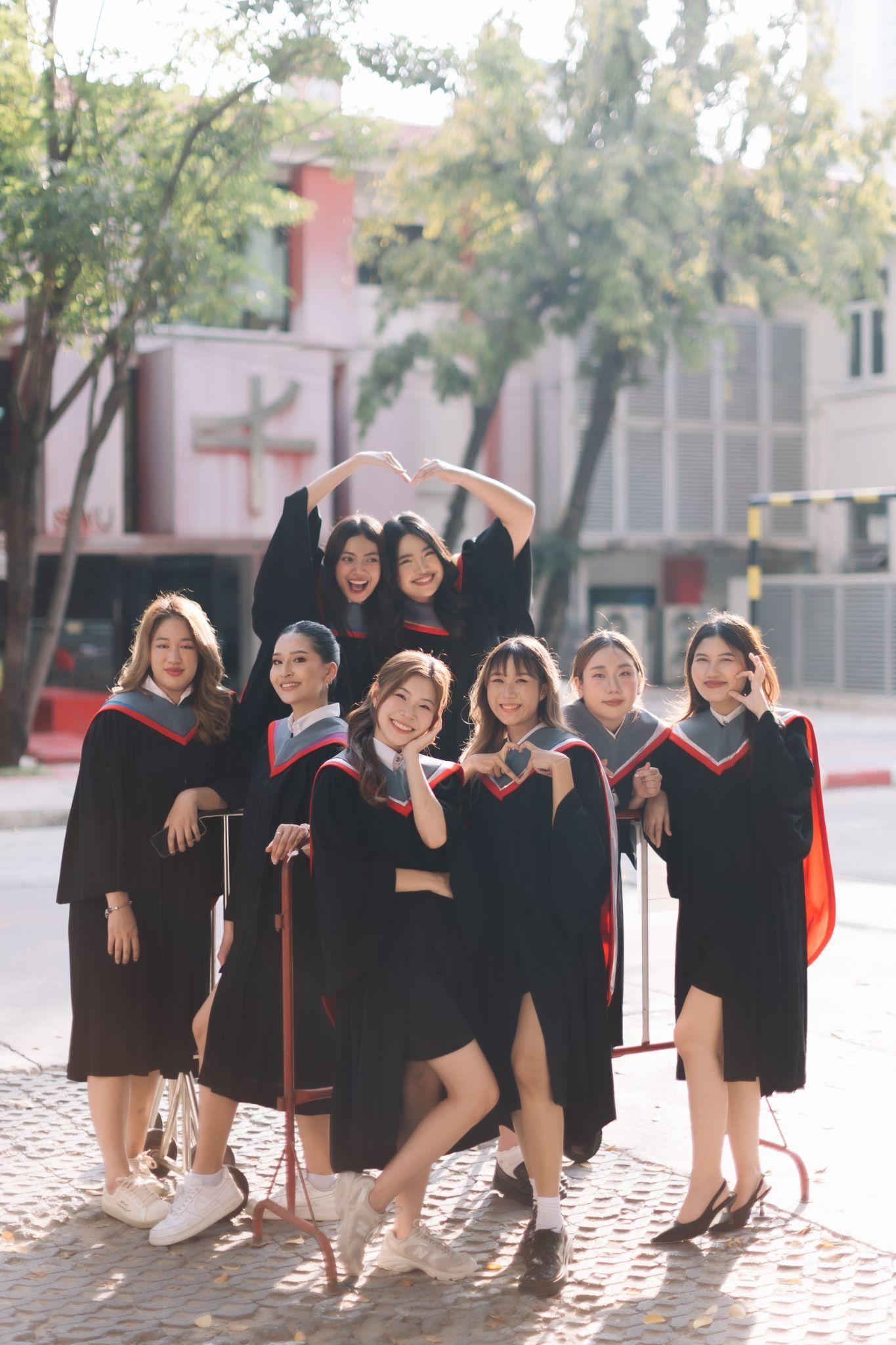 ผลงานรับปริญญา โดย JaJa.Photographer ภาพที่ 7