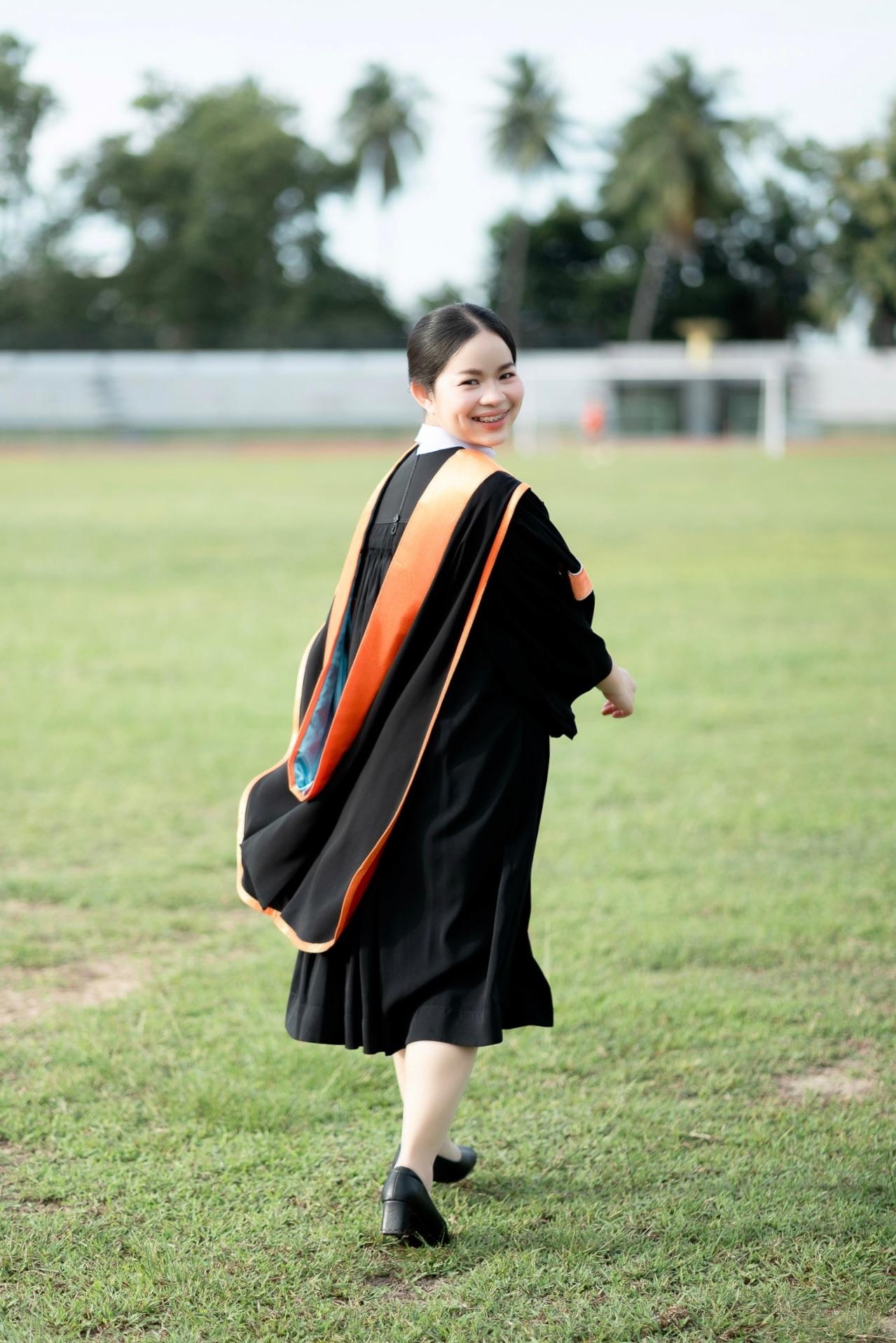 ผลงานรับปริญญา มหาวิทยาลัยราชภัฏสุราษฏร์ธานี โดย เชอรี่ช่างภาพนครศรีธรรมราช ภาพที่ 3