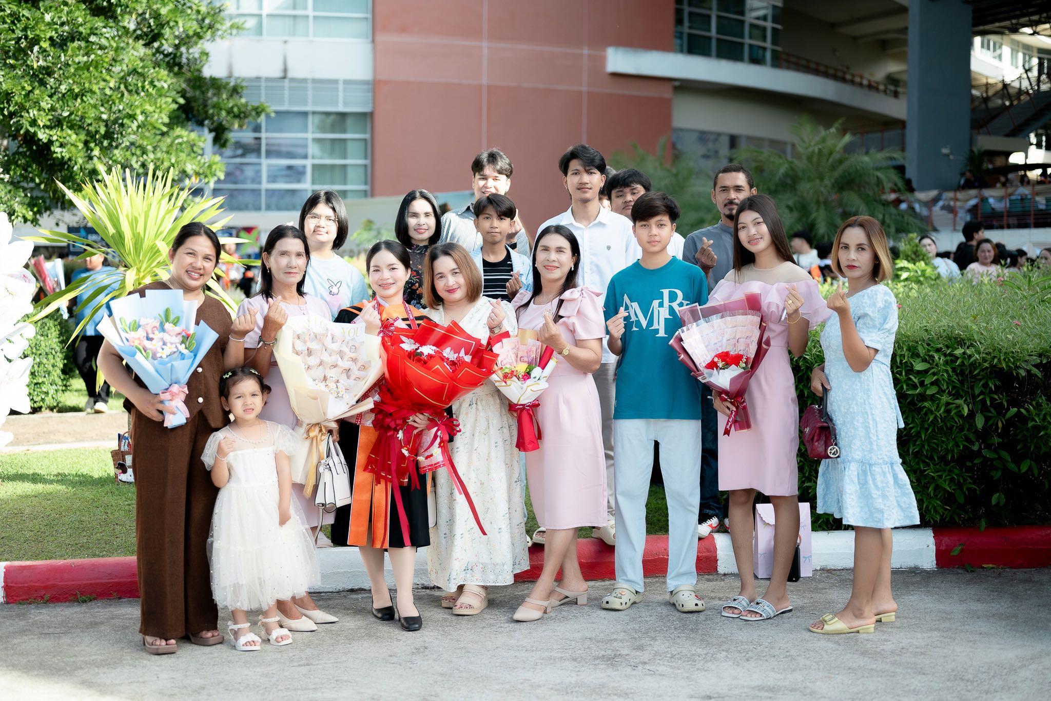 ผลงานรับปริญญา มหาวิทยาลัยราชภัฏสุราษฏร์ธานี โดย เชอรี่ช่างภาพนครศรีธรรมราช ภาพที่ 8