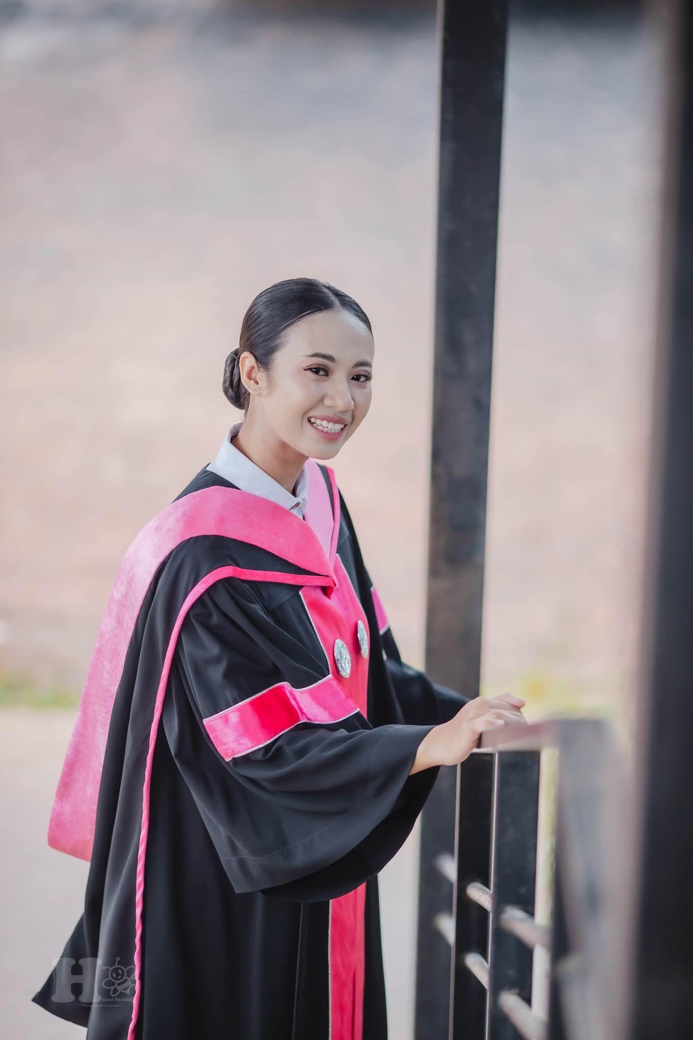 ผลงานรับปริญญา มหาวิทยาลัยราชภัฏสุราษฏร์ธานี โดย ช่างภาพแบงค์ Hannistudio ภาพที่ 4