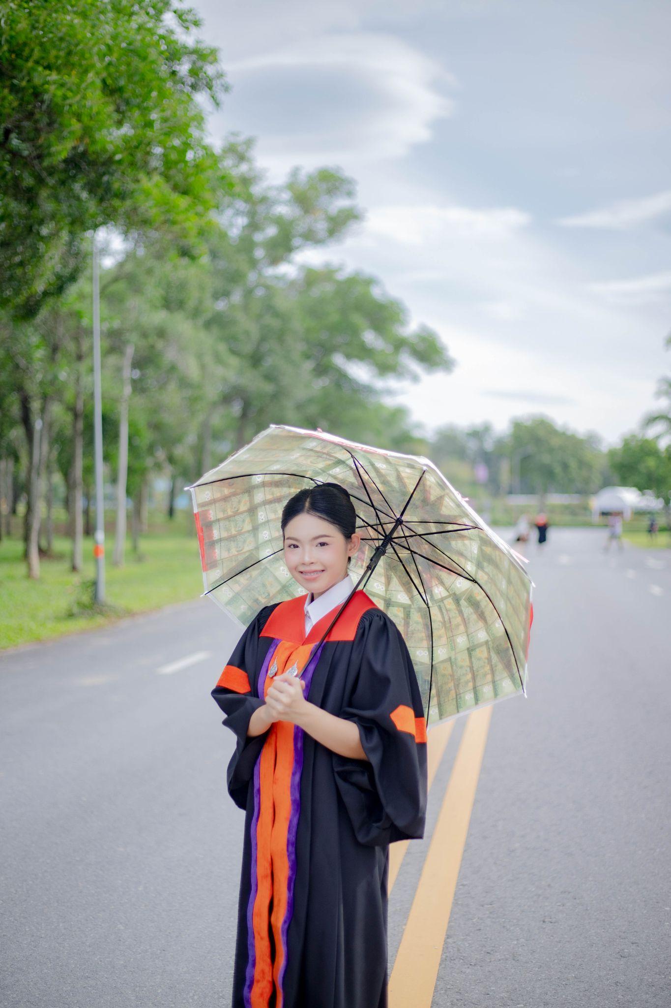 ผลงานรับปริญญา มหาวิทยาลัยวลัยลักษณ์ โดย ช่างภาพแบงค์ Hannistudio ภาพที่ 5