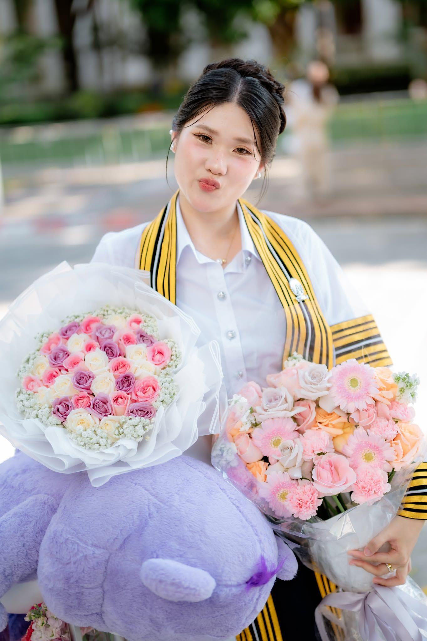 ผลงานรับปริญญา จุฬาลงกรณ์มหาวิทยาลัย โดย แอดมินปลาวาฬ ภาพที่ 10