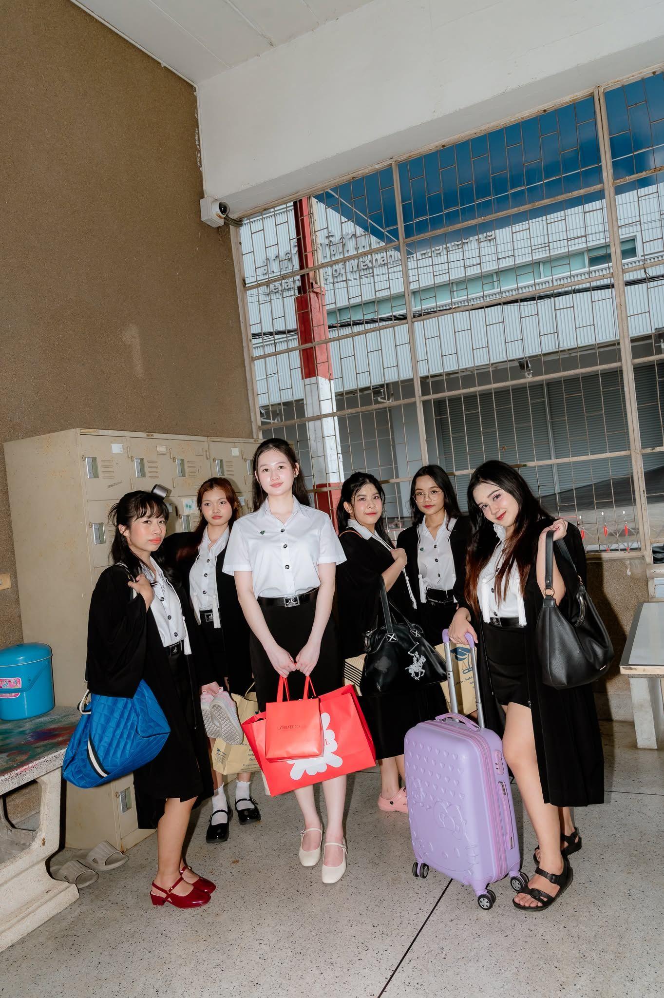 ผลงานรับปริญญา มหาวิทยาลัยเกษตรศาสตร์ โดย แอดมินปลาวาฬ ภาพที่ 6