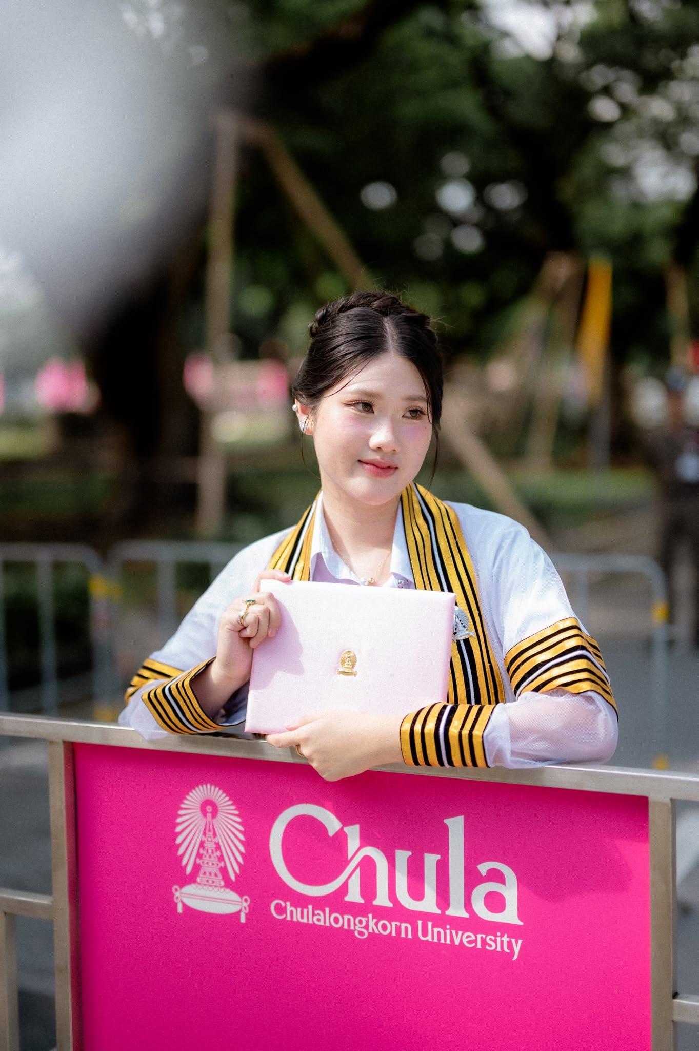 ผลงานรับปริญญา จุฬาลงกรณ์มหาวิทยาลัย โดย แอดมินปลาวาฬ ภาพที่ 18