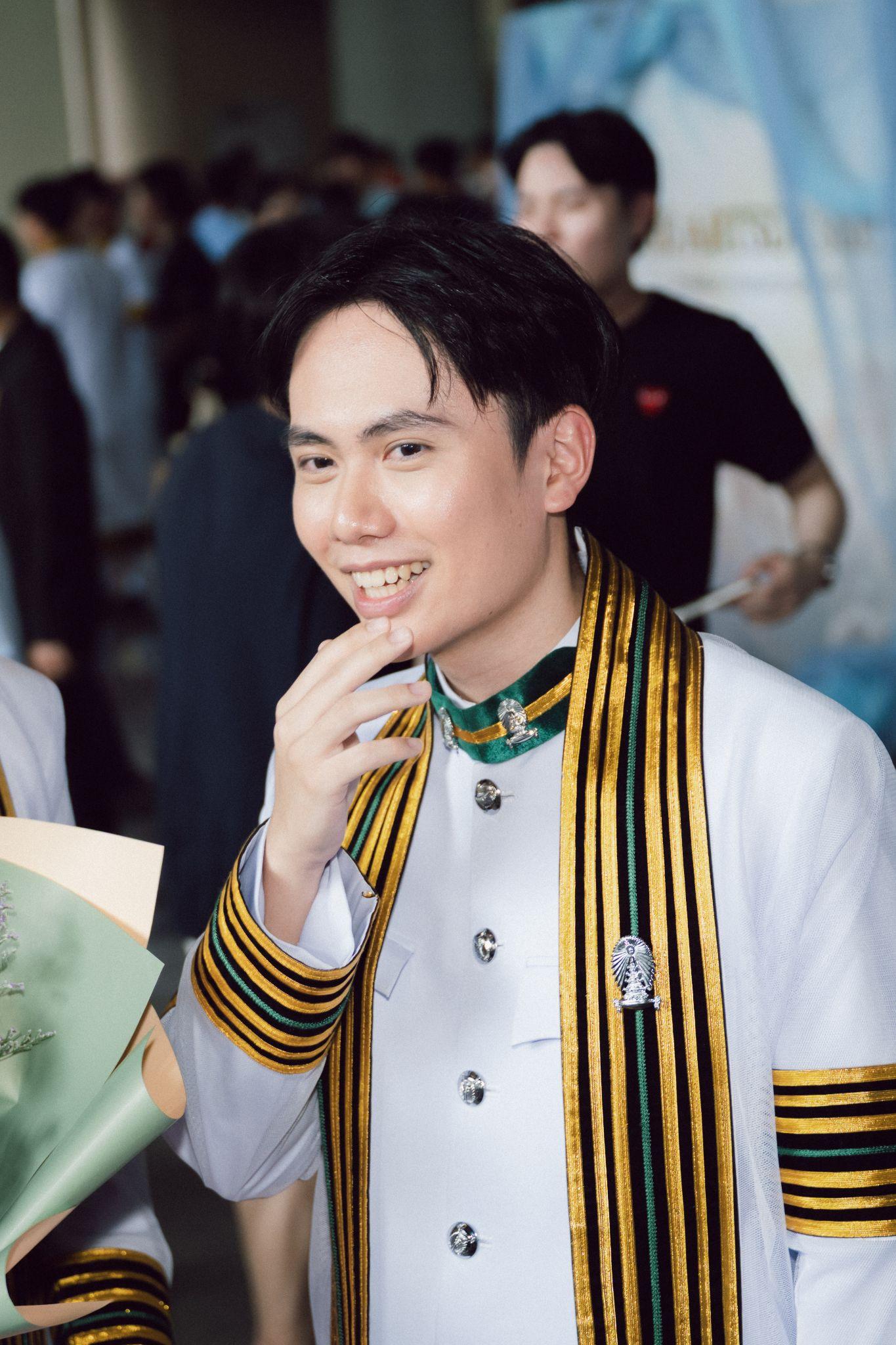 ผลงานรับปริญญา โดย coolsnapgallery ภาพที่ 9