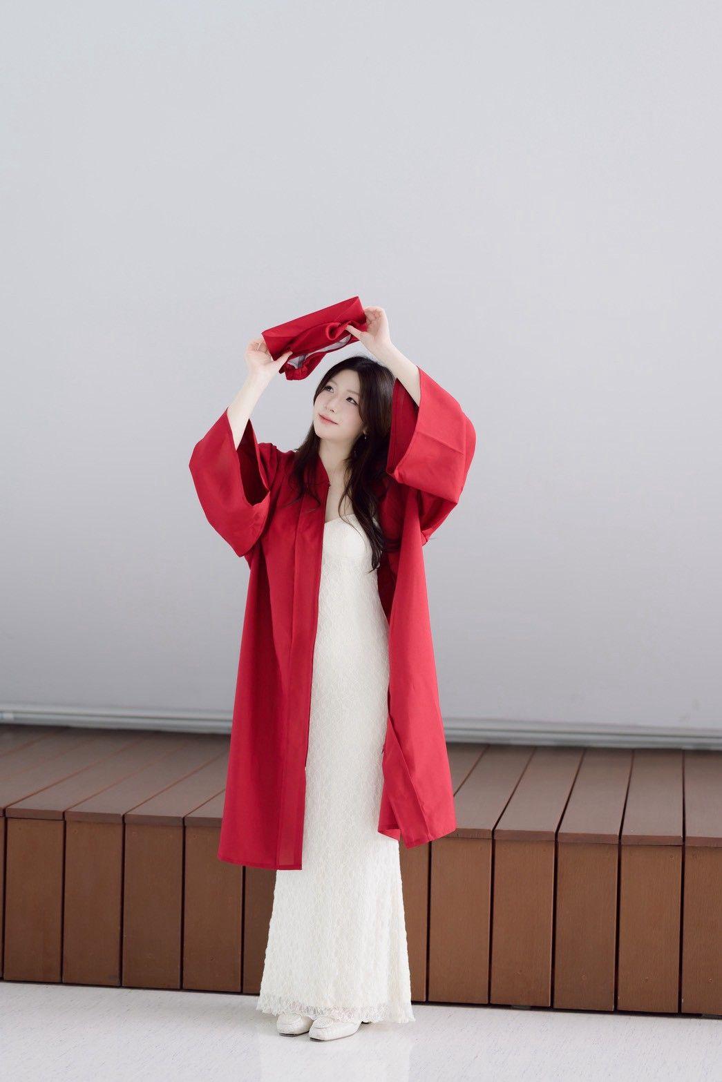 ผลงานรับปริญญา โดย coolsnapgallery ภาพที่ 12