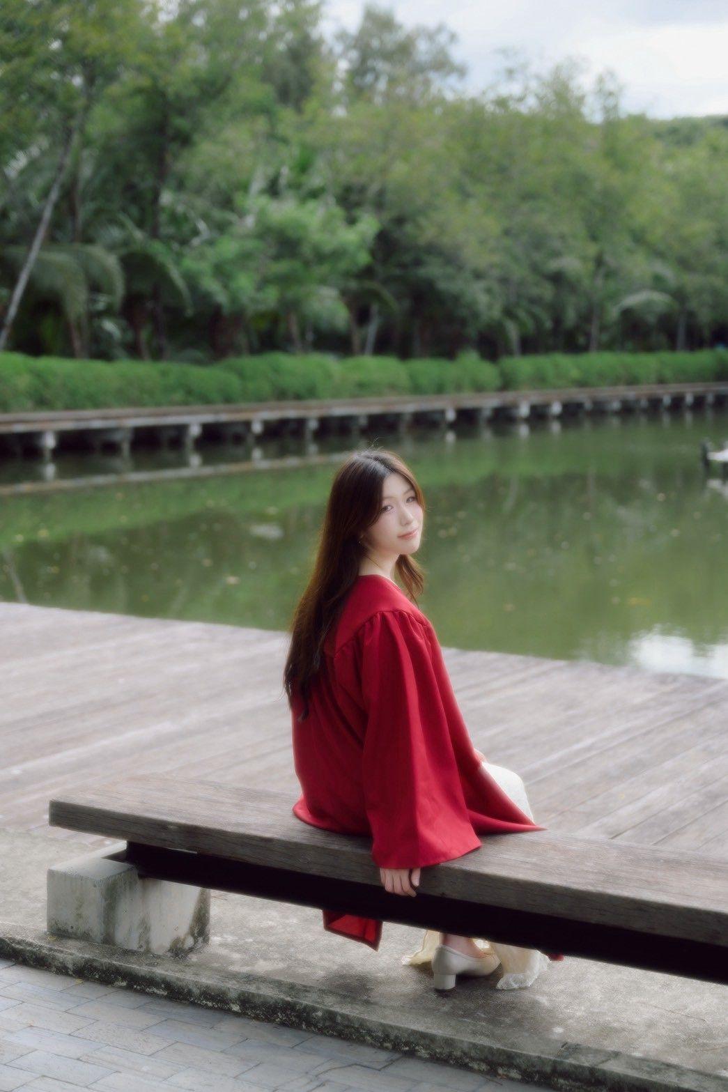 ผลงานรับปริญญา โดย coolsnapgallery ภาพที่ 7