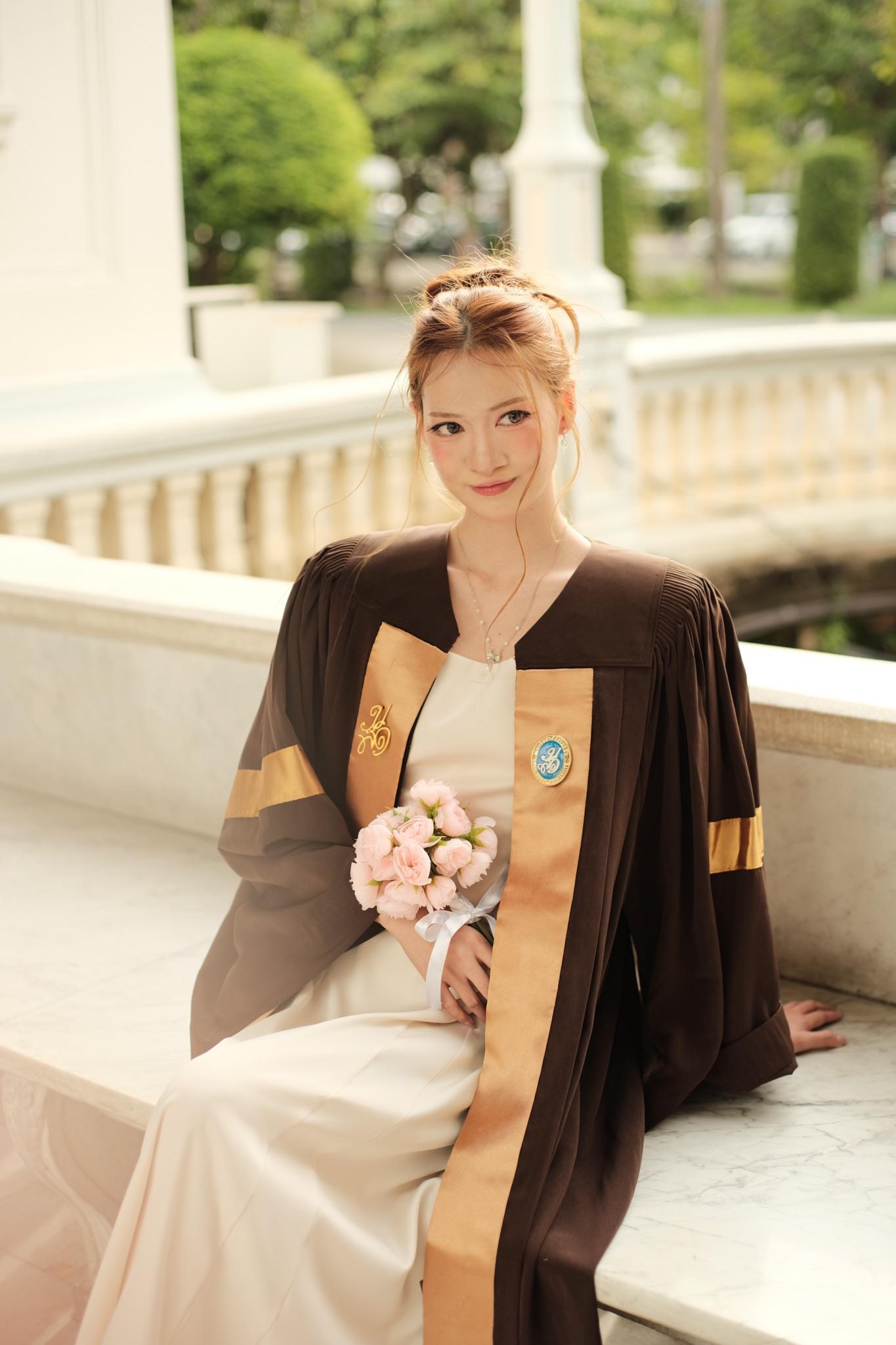 ผลงานรับปริญญา มหาวิทยาลัยสวนดุสิต โดย SettoSun ภาพที่ 4