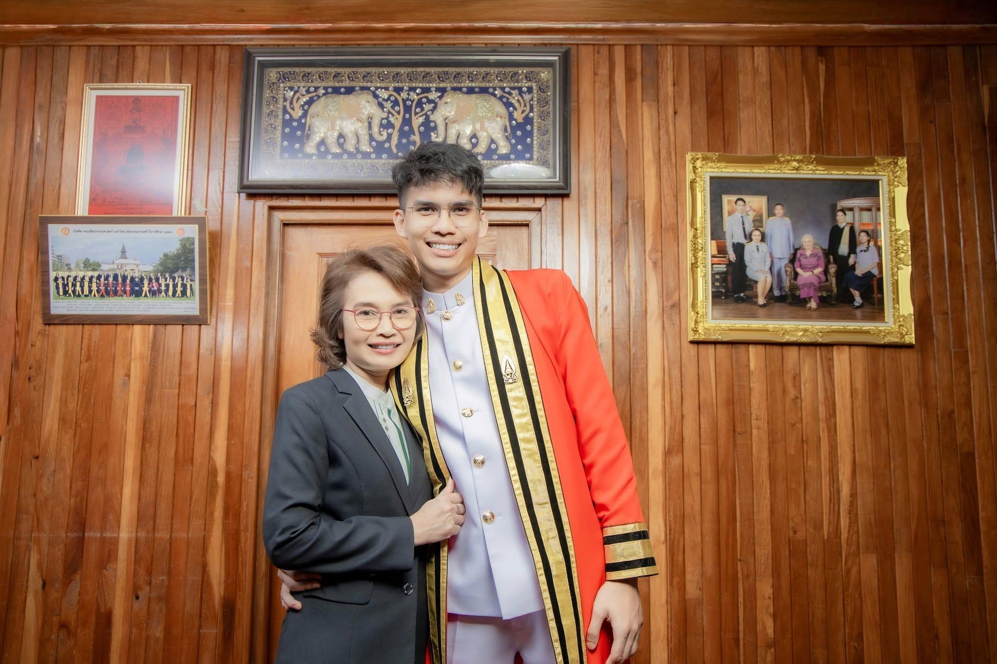 ผลงานรับปริญญา สถาบันเทคโนโลยีพระจอมเกล้าเจ้าคุณทหารลาดกระบัง โดย Phusanisa W. Photographer ภาพที่ 9