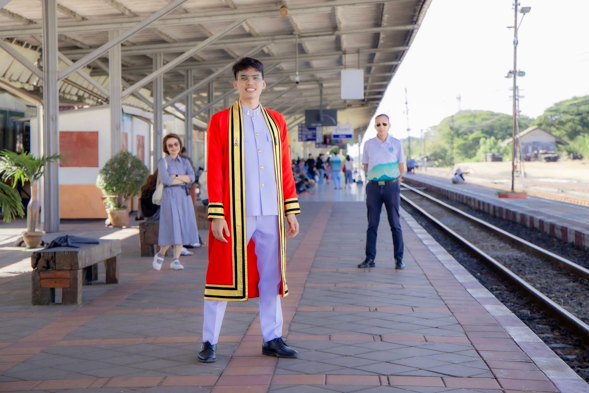 ผลงานรับปริญญา สถาบันเทคโนโลยีพระจอมเกล้าเจ้าคุณทหารลาดกระบัง โดย Phusanisa W. Photographer ภาพที่ 4