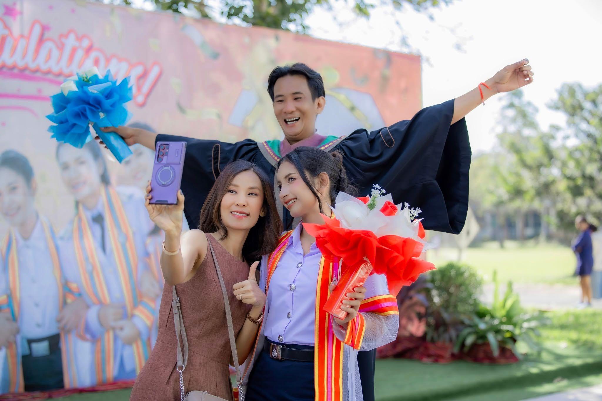 ผลงานรับปริญญา มหาวิทยาลัยเทคโนโลยีราชมงคลอีสาน โดย Phusanisa W. Photographer ภาพที่ 12