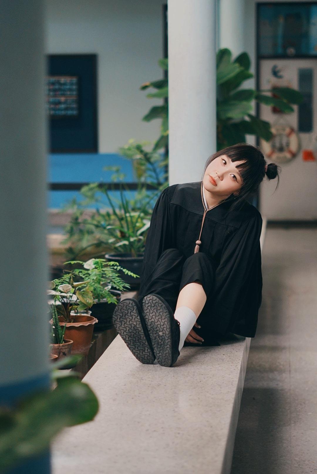 ผลงานรับปริญญา โดย offclose.- ภาพที่ 2