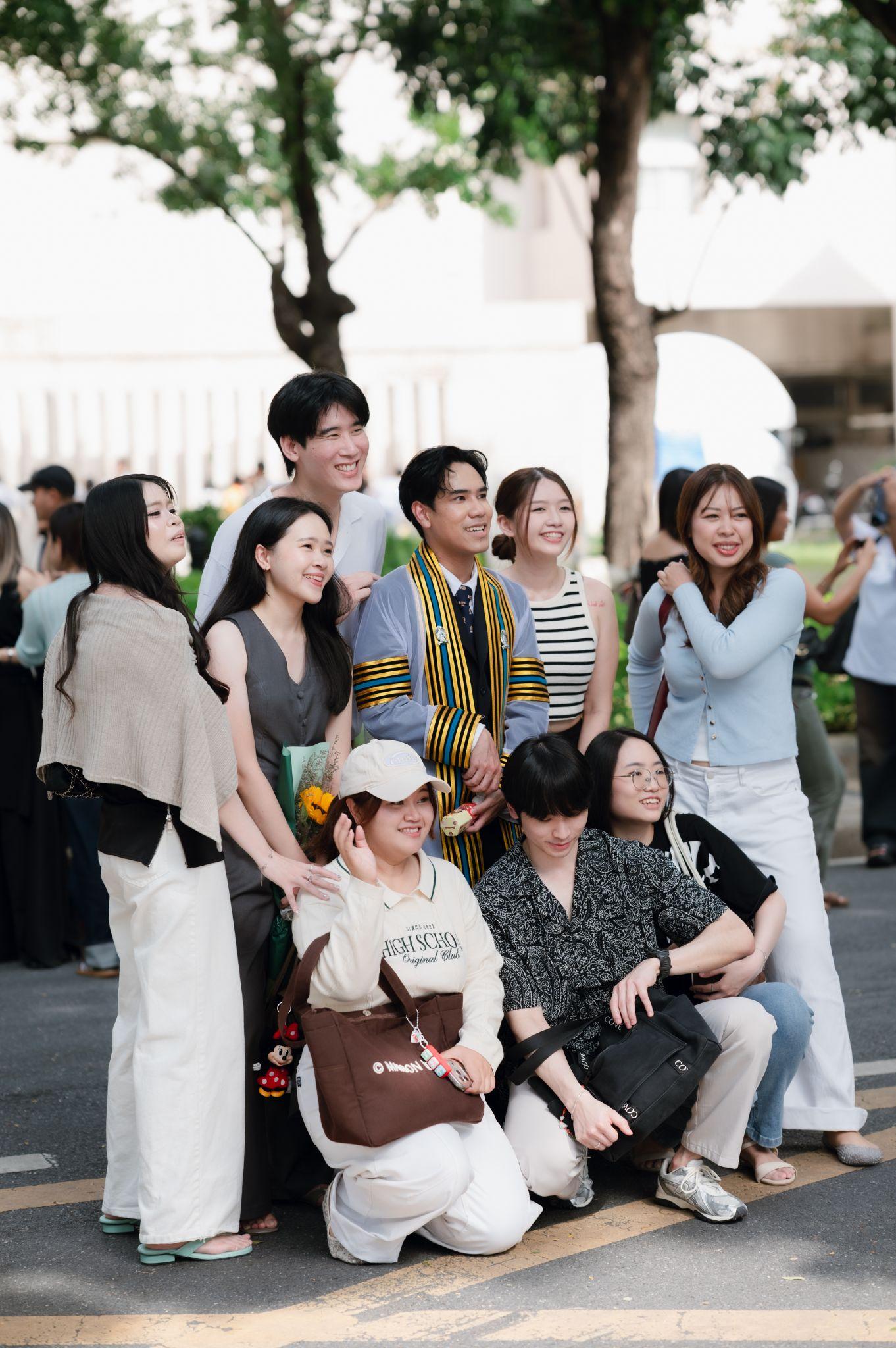 ผลงานรับปริญญา จุฬาลงกรณ์มหาวิทยาลัย โดย padcha ภาพที่ 11