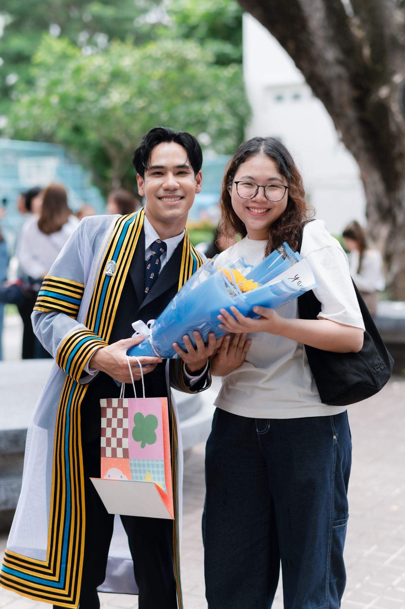 ผลงานรับปริญญา จุฬาลงกรณ์มหาวิทยาลัย โดย padcha ภาพที่ 3