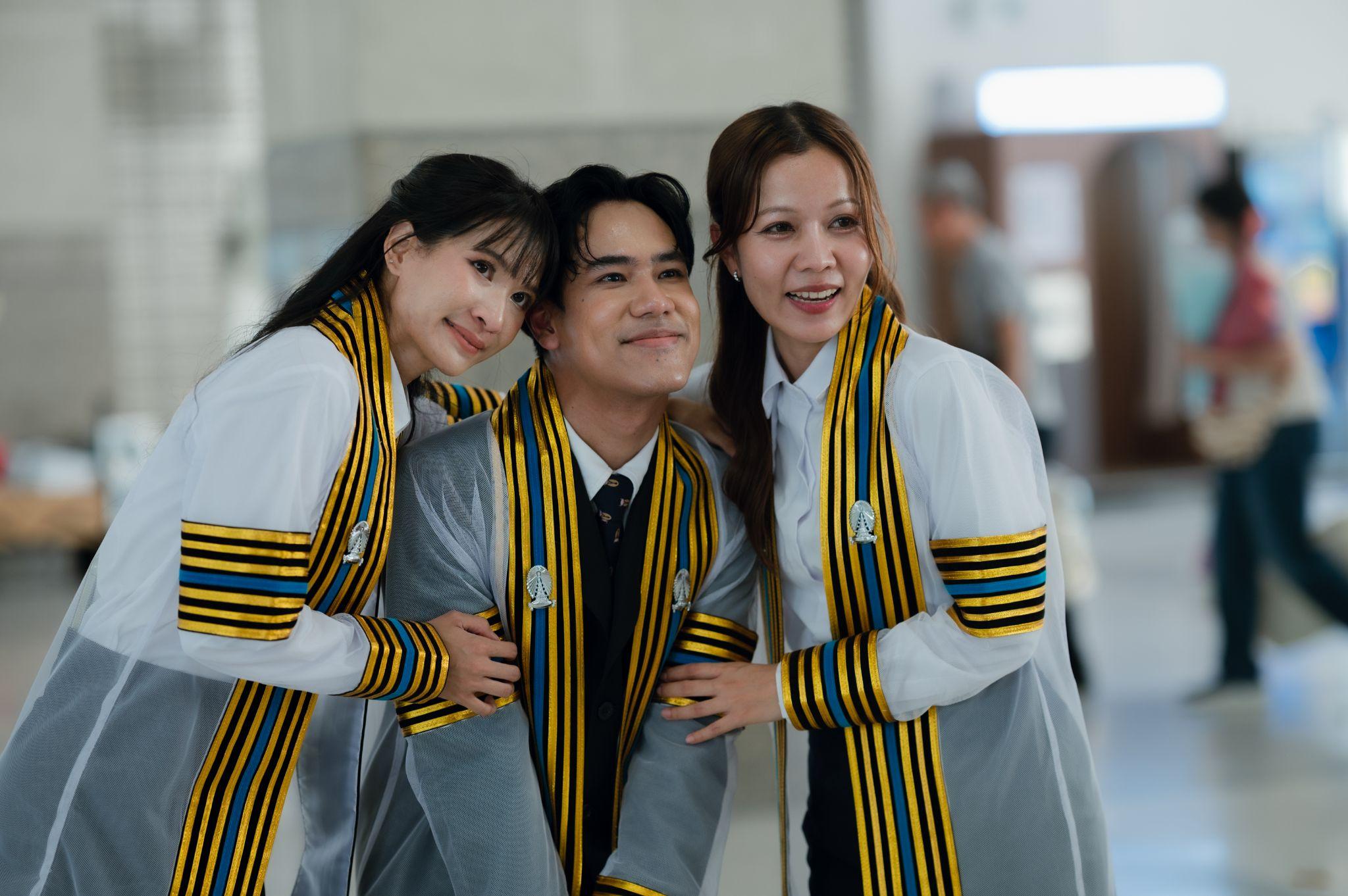 ผลงานรับปริญญา จุฬาลงกรณ์มหาวิทยาลัย โดย padcha ภาพที่ 7