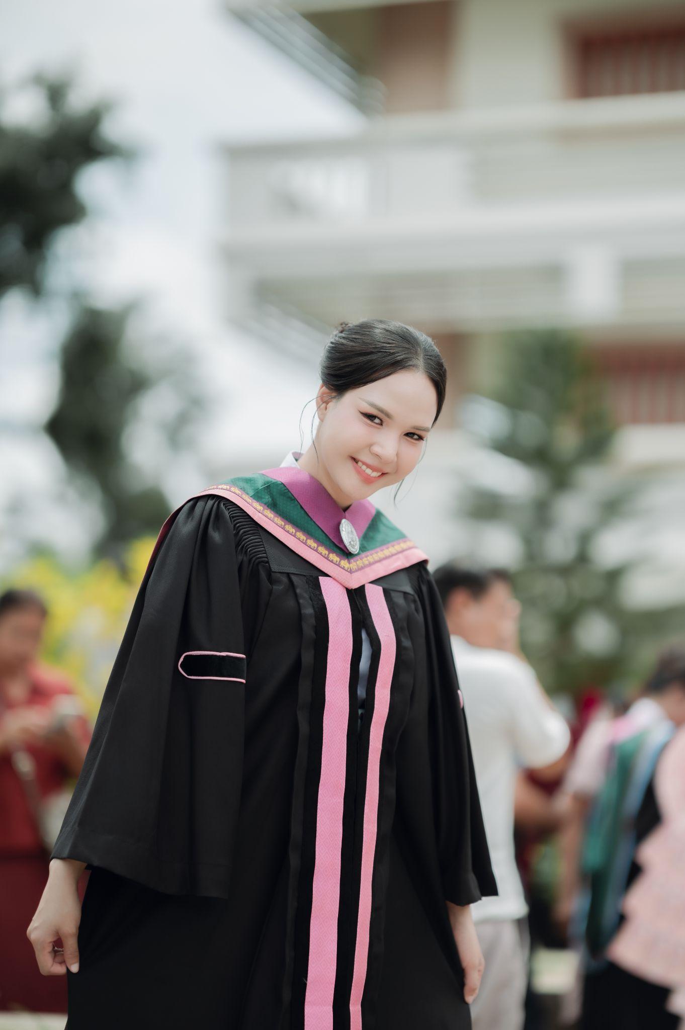 ผลงานรับปริญญา มหาวิทยาลัยราชภัฏสุรินทร์ โดย padcha ภาพที่ 8