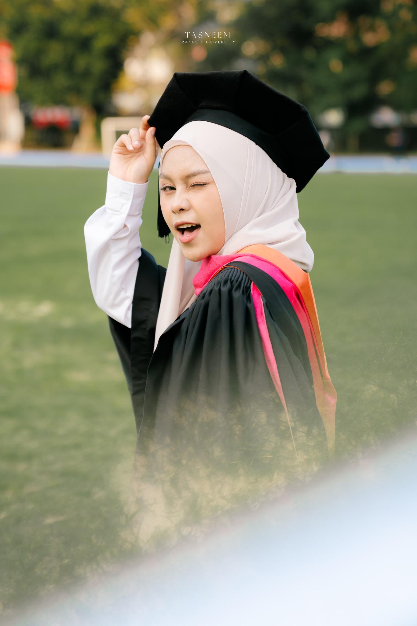 ผลงานรับปริญญา มหาวิทยาลัยรังสิต โดย aspect_fotograf ภาพที่ 6