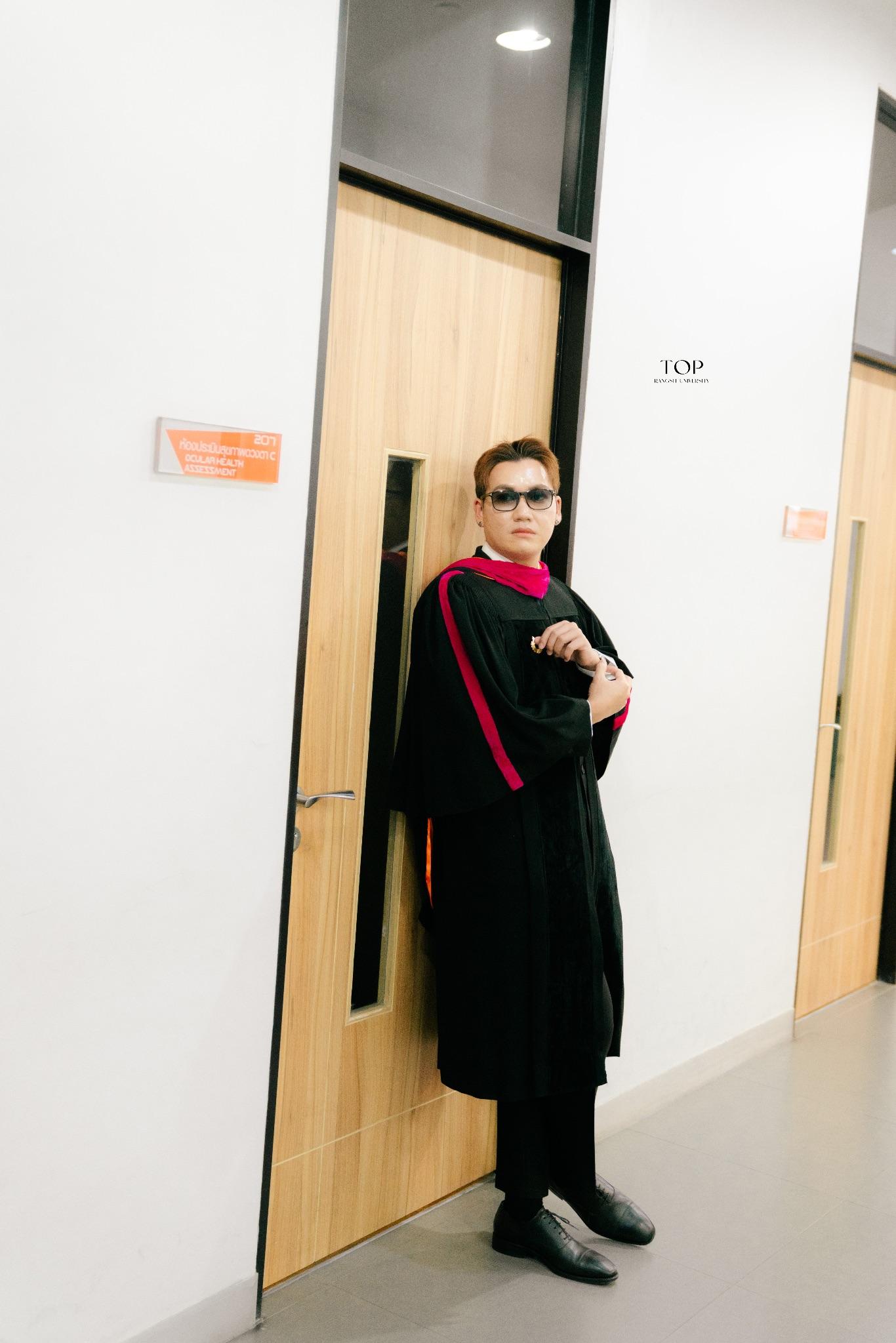 ผลงานรับปริญญา มหาวิทยาลัยรังสิต โดย aspect_fotograf ภาพที่ 3