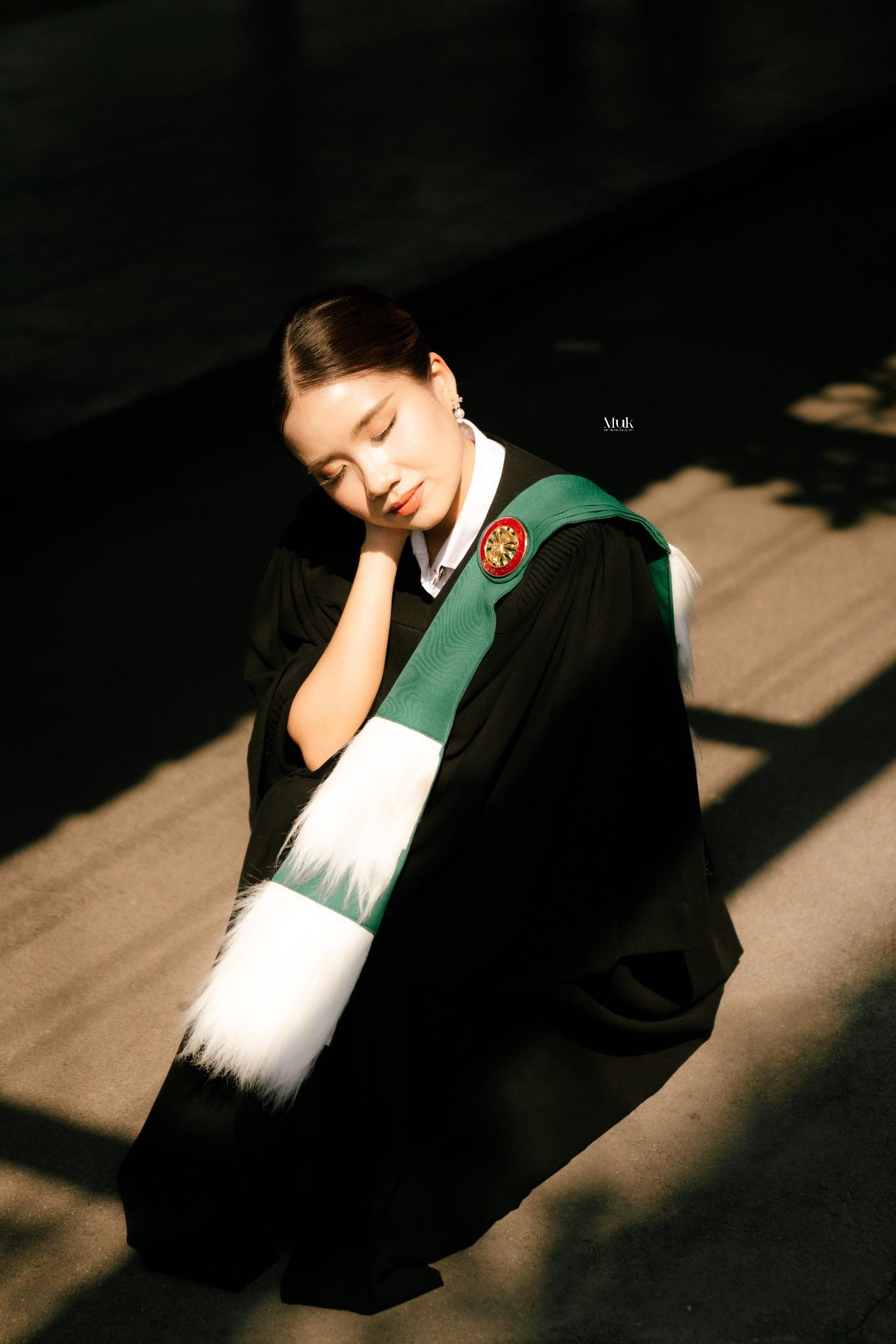 ผลงานรับปริญญา มหาวิทยาลัยธรรมศาสตร์ โดย aspect_fotograf ภาพที่ 1