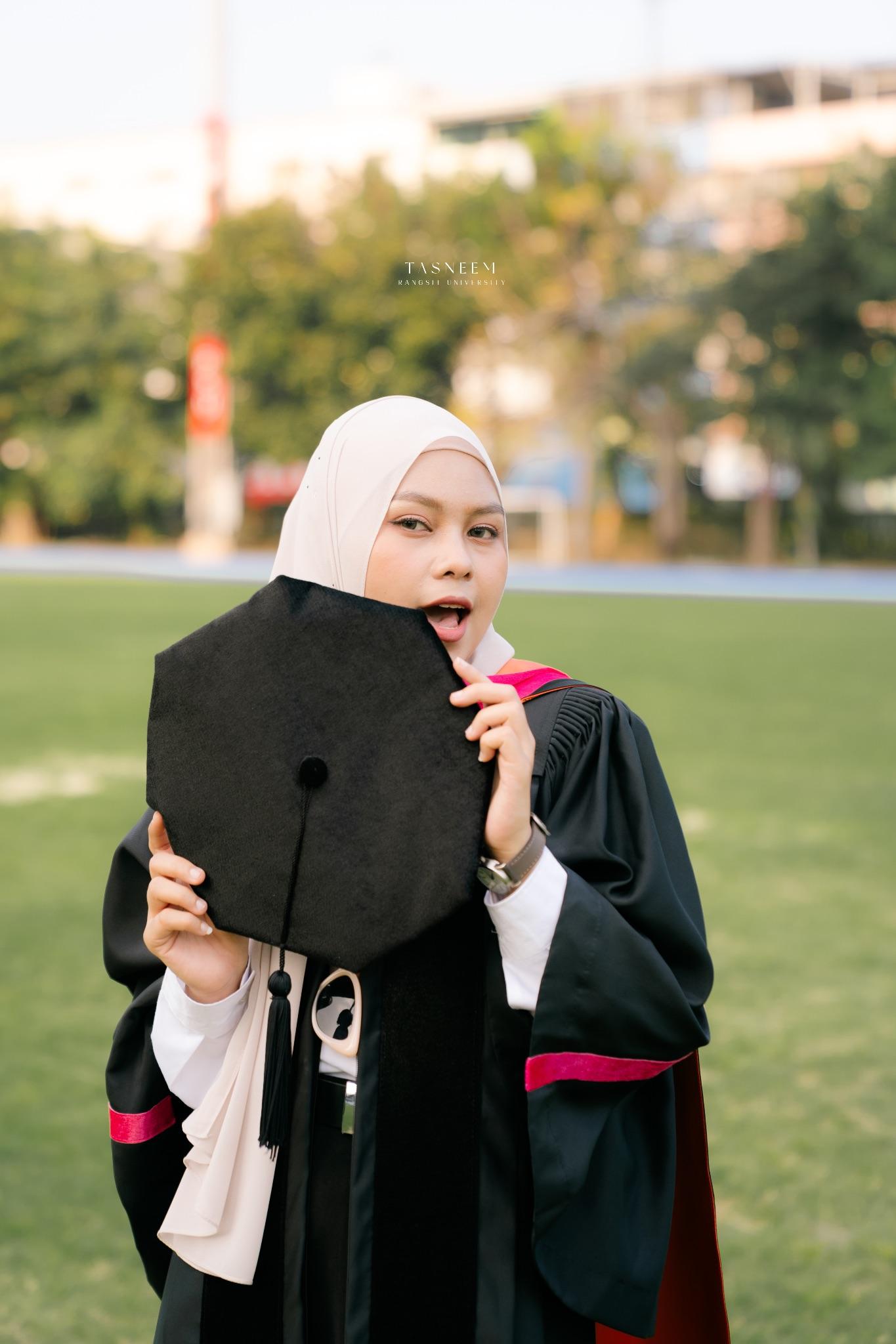 ผลงานรับปริญญา มหาวิทยาลัยรังสิต โดย aspect_fotograf ภาพที่ 7