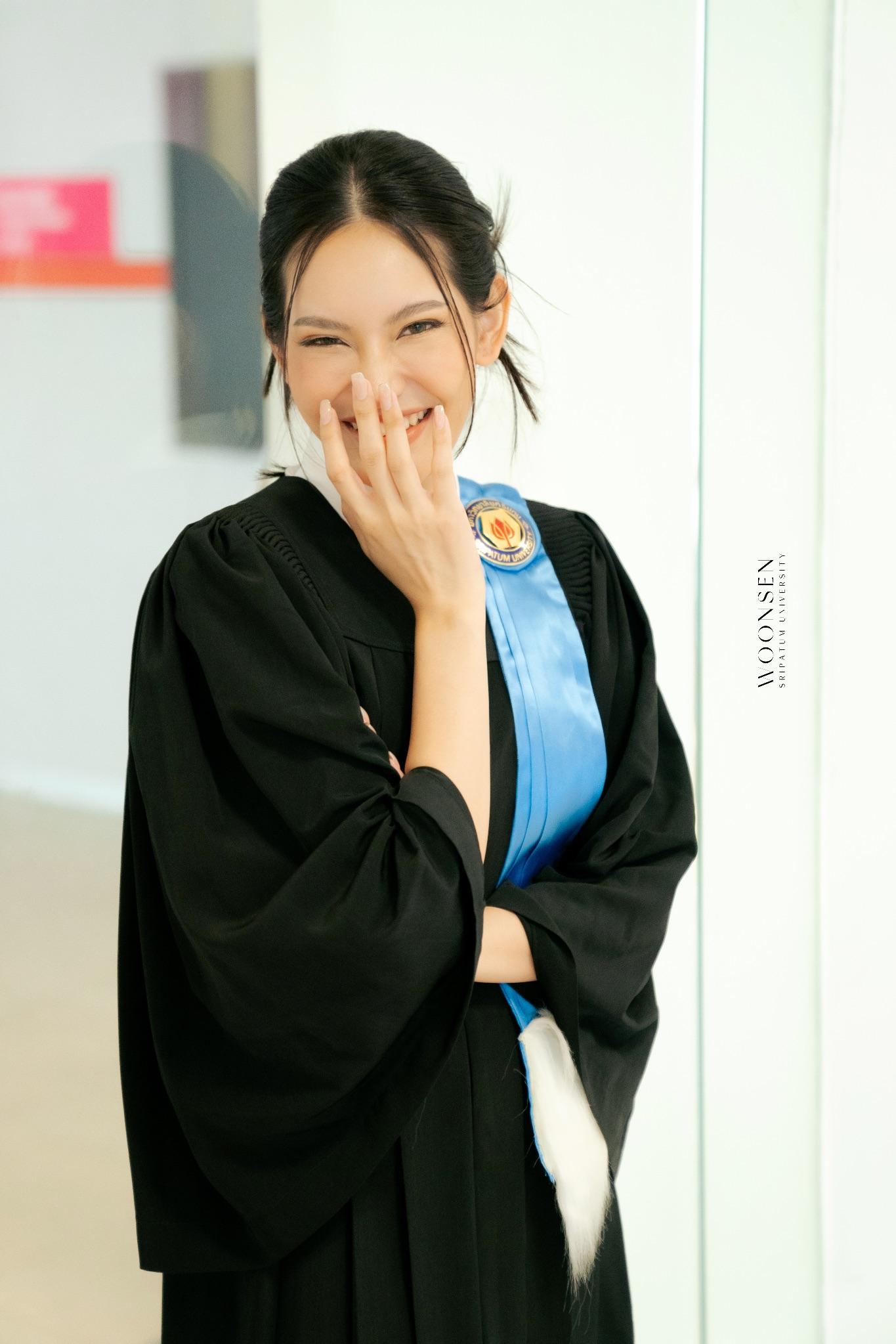 ผลงานรับปริญญา มหาวิทยาลัยศรีปทุม โดย aspect_fotograf ภาพที่ 6