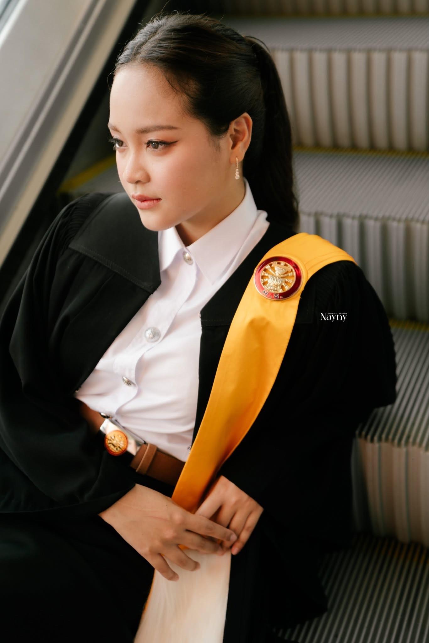 ผลงานรับปริญญา โดย aspect_fotograf ภาพที่ 3