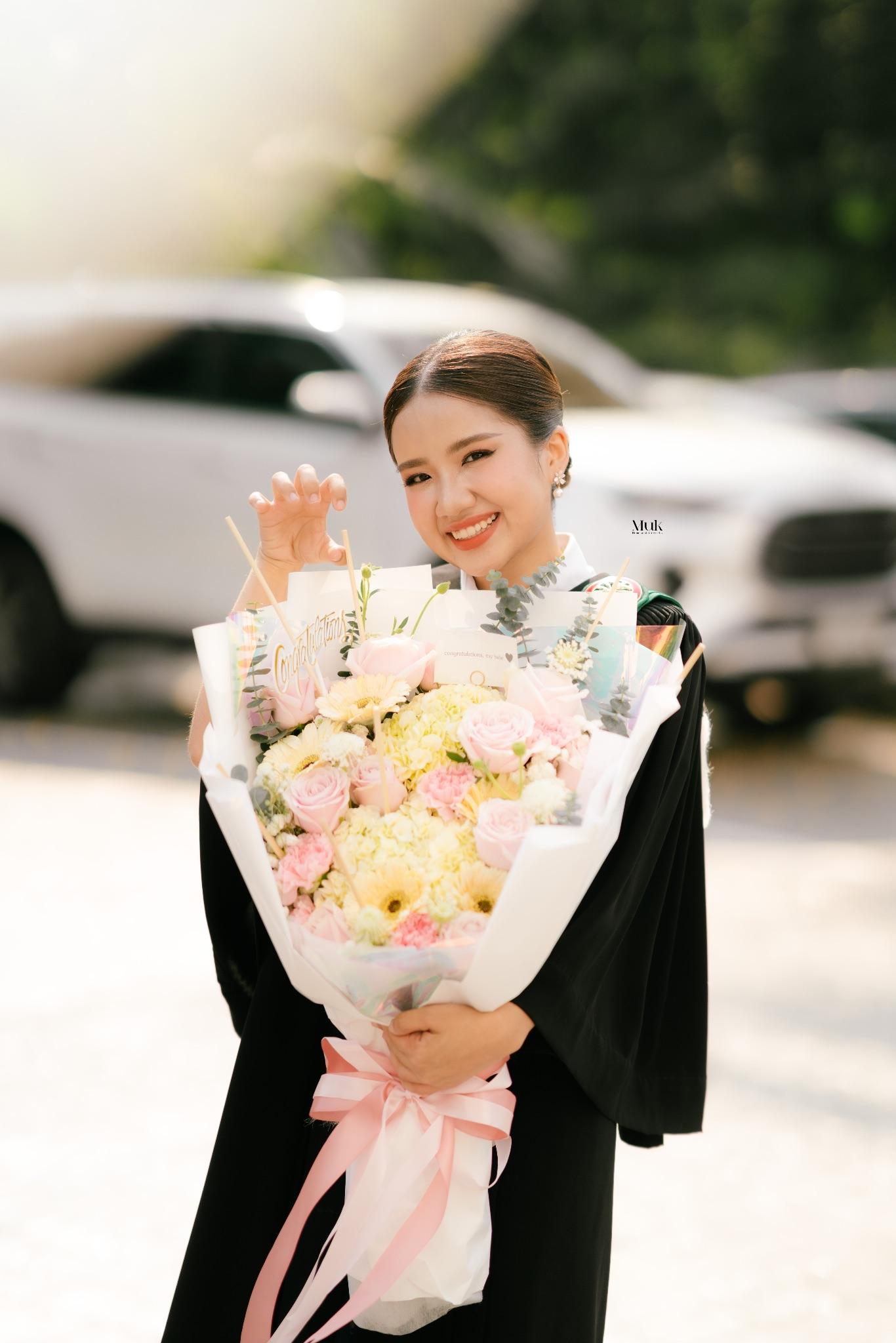ผลงานรับปริญญา มหาวิทยาลัยธรรมศาสตร์ โดย aspect_fotograf ภาพที่ 8