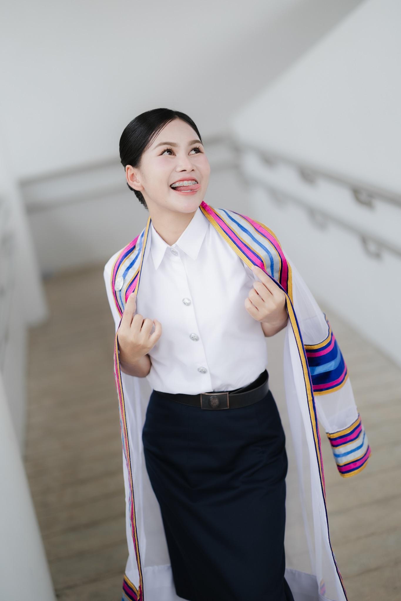ผลงานรับปริญญา มหาวิทยาลัยราชภัฏอุบลราชธานี โดย ซืน‘วานนน ภาพที่ 3