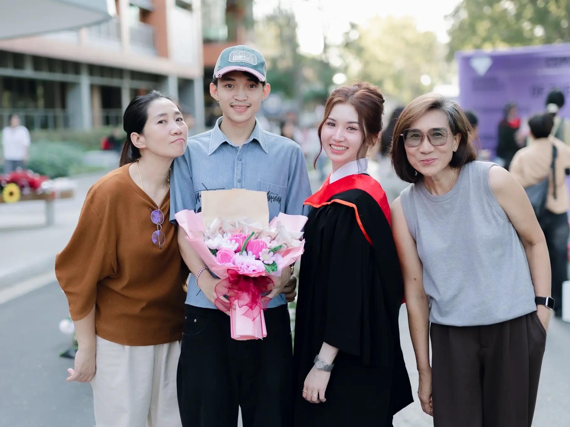 ผลงานรับปริญญา มหาวิทยาลัยกรุงเทพ โดย ซืน‘วานนน ภาพที่ 9