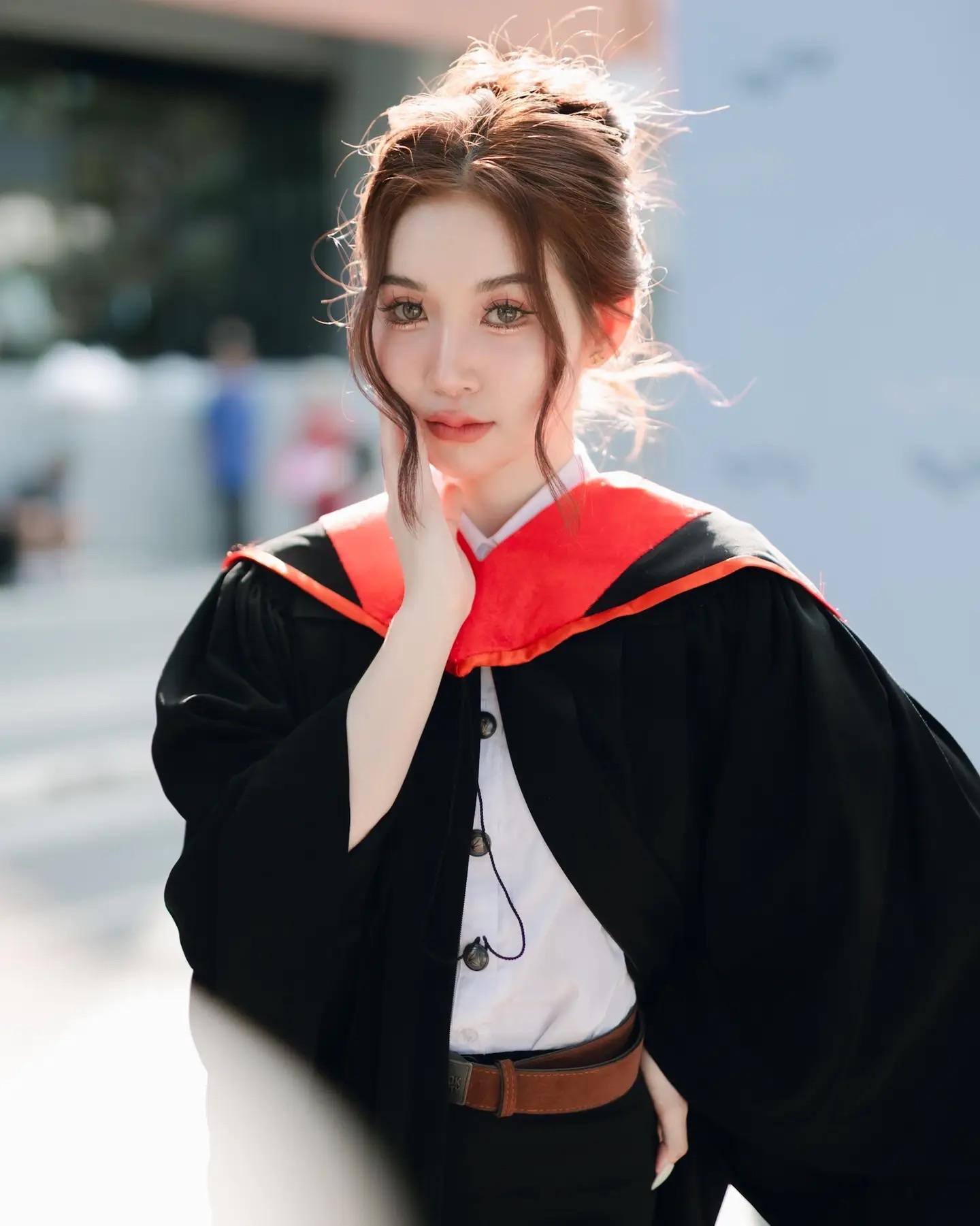 ผลงานรับปริญญา โดย ซืน‘วานนน ภาพที่ 1