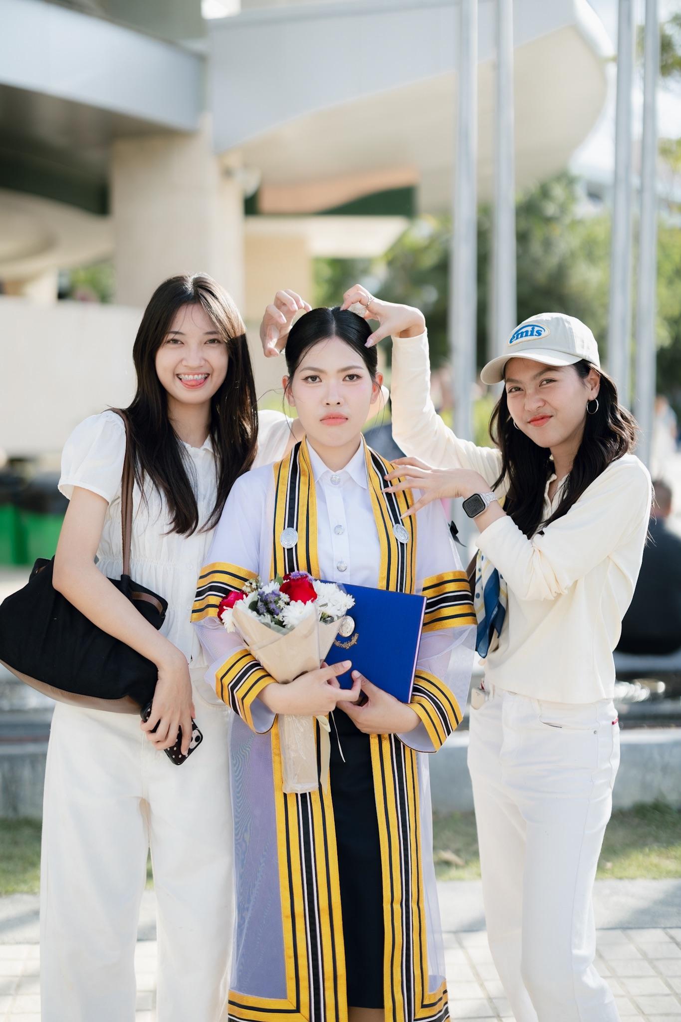 ผลงานรับปริญญา โดย ซืน‘วานนน ภาพที่ 3