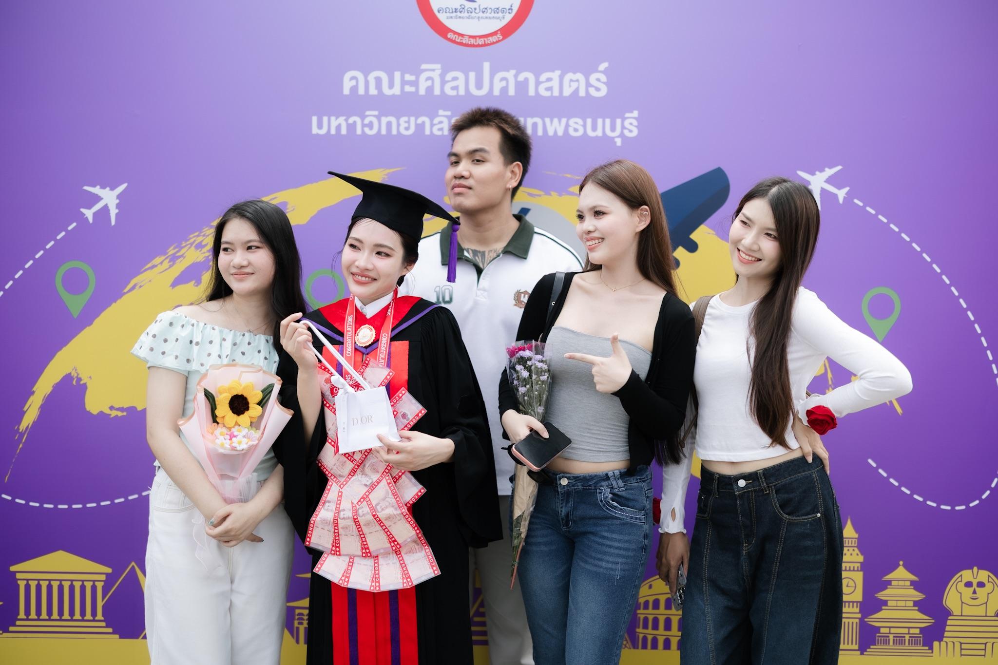 ผลงานรับปริญญา มหาวิทยาลัยกรุงเทพธนบุรี โดย ซืน‘วานนน ภาพที่ 6