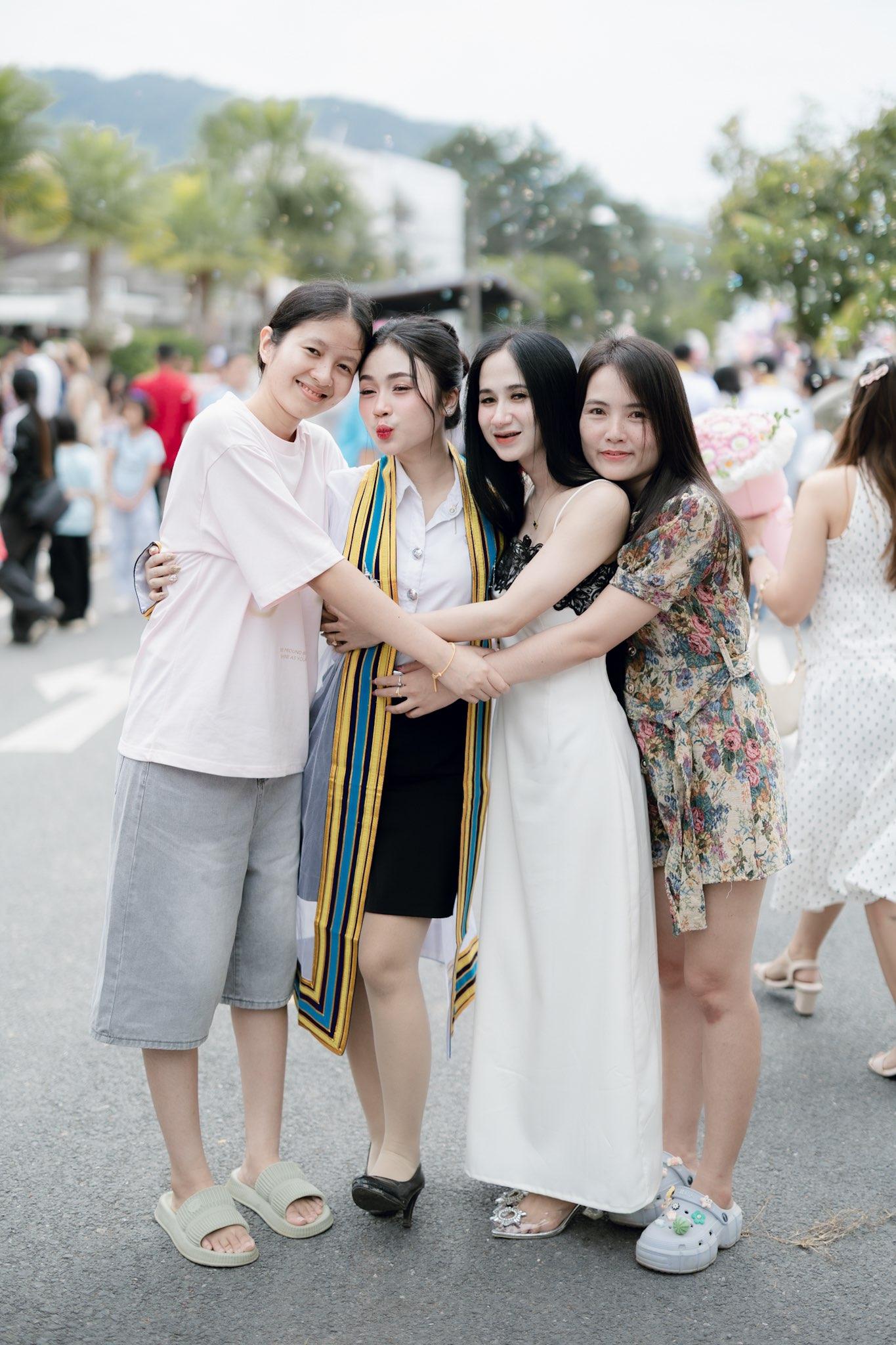 ผลงานรับปริญญา มหาวิทยาลัยเทคโนโลยีราชมงคลศรีวิชัย โดย ซืน‘วานนน ภาพที่ 17