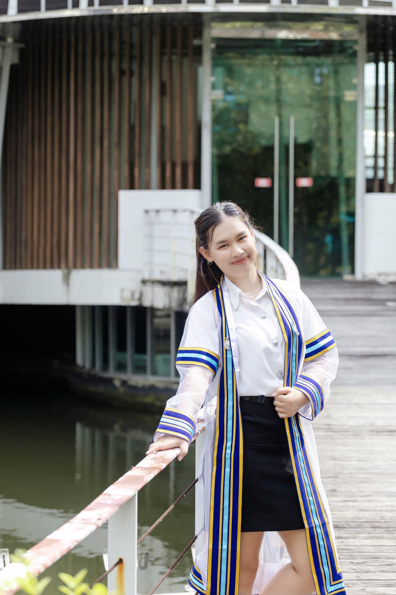 ผลงานรับปริญญา มหาวิทยาลัยเทคโนโลยีราชมงคลรัตนโกสินทร์ โดย Kung thanat ภาพที่ 2