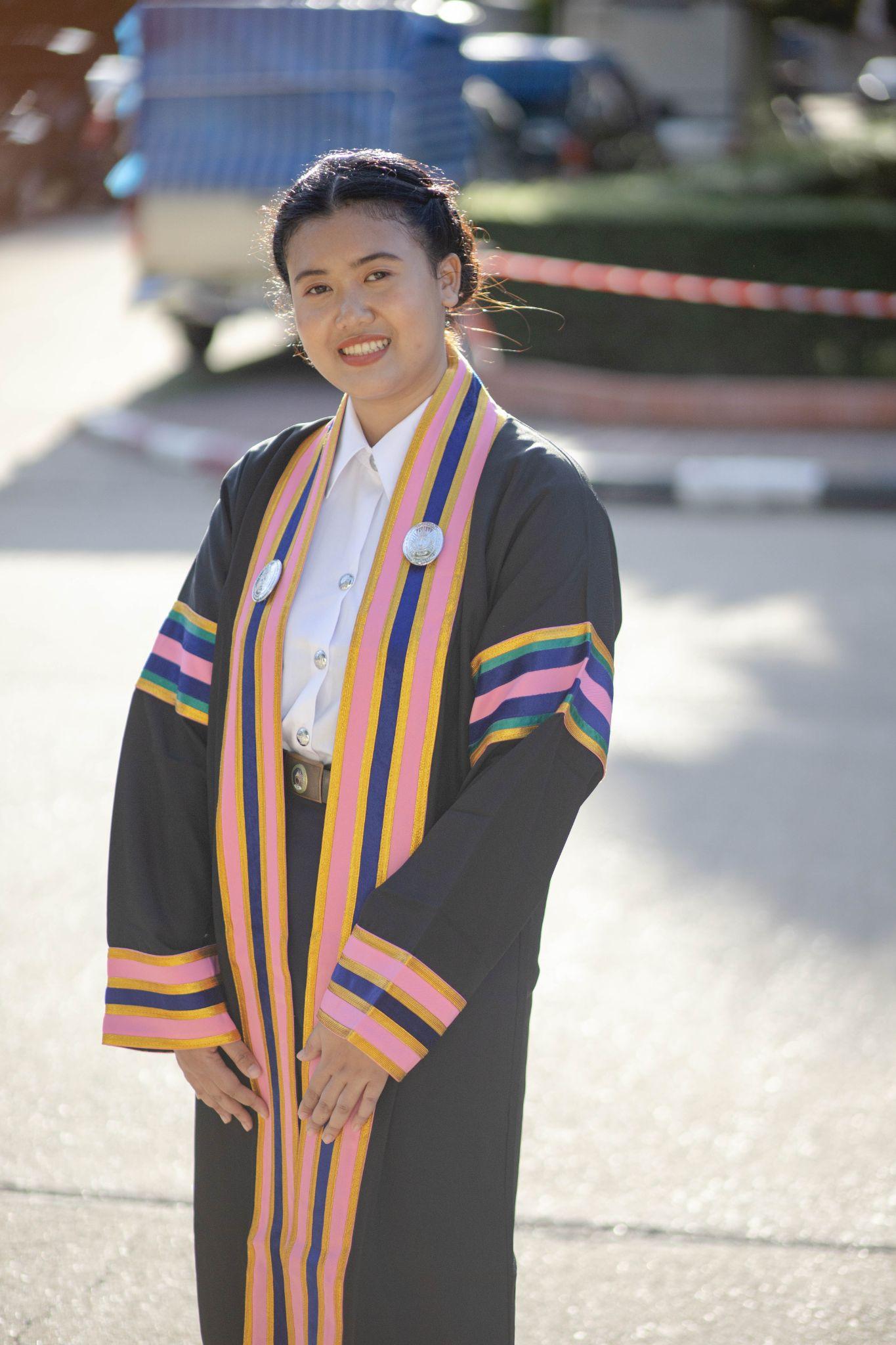 ผลงานรับปริญญา มหาวิทยาลัยราชภัฏหมู่บ้านจอมบึง โดย Kung thanat ภาพที่ 1