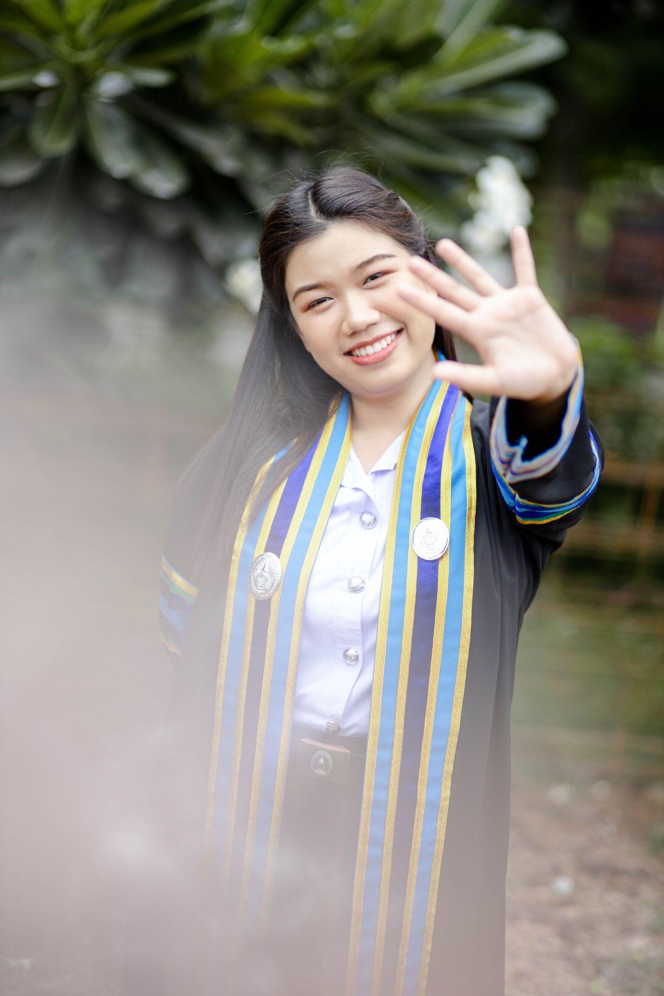 ผลงานรับปริญญา มหาวิทยาลัยราชภัฏหมู่บ้านจอมบึง โดย Kung thanat ภาพที่ 1