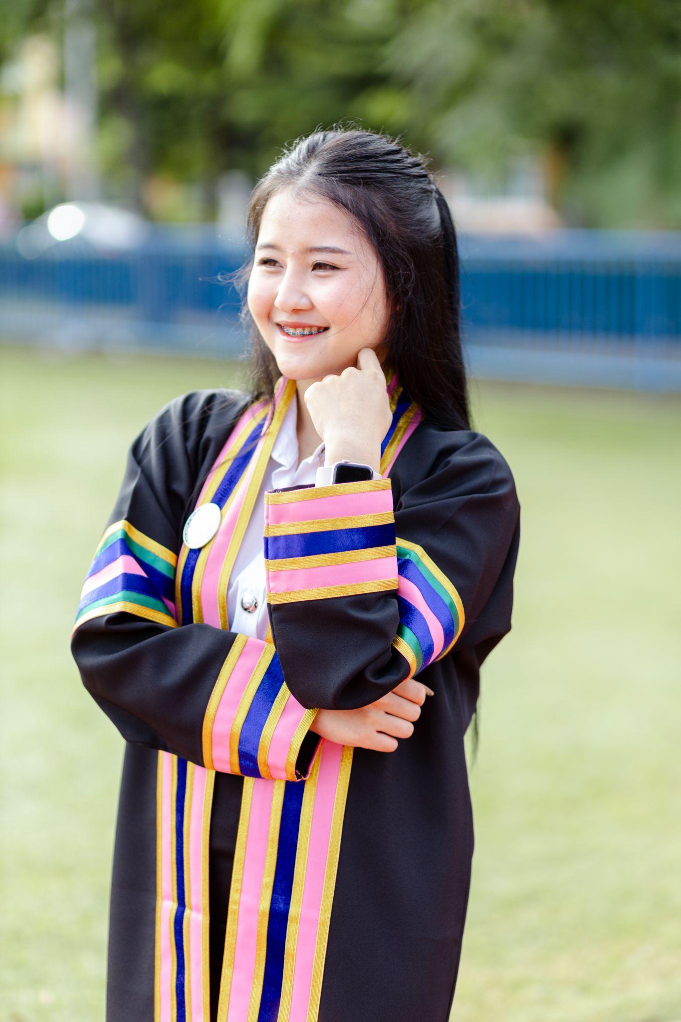 ผลงานรับปริญญา มหาวิทยาลัยราชภัฏหมู่บ้านจอมบึง โดย Kung thanat ภาพที่ 5