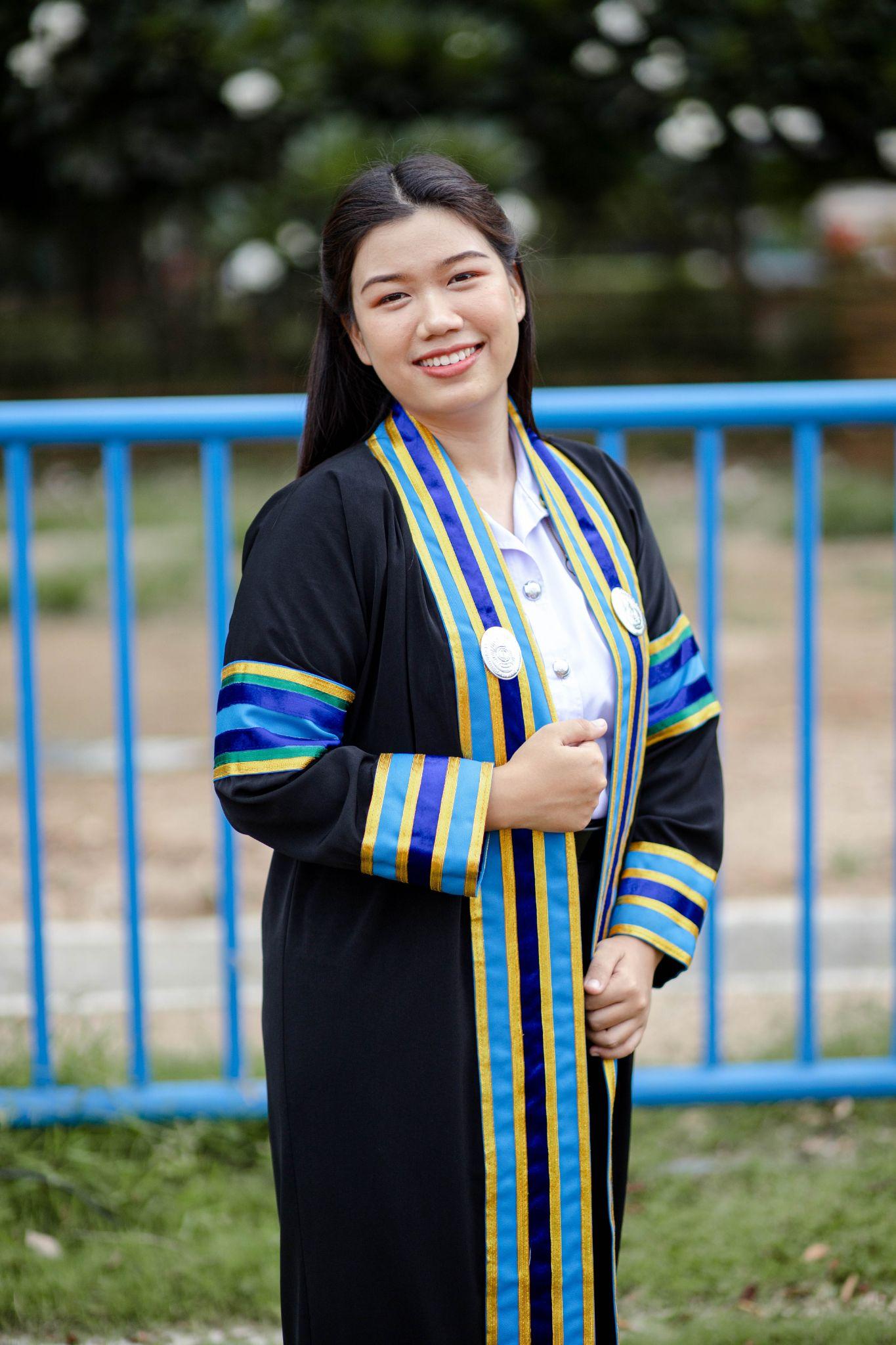 ผลงานรับปริญญา มหาวิทยาลัยราชภัฏหมู่บ้านจอมบึง โดย Kung thanat ภาพที่ 5