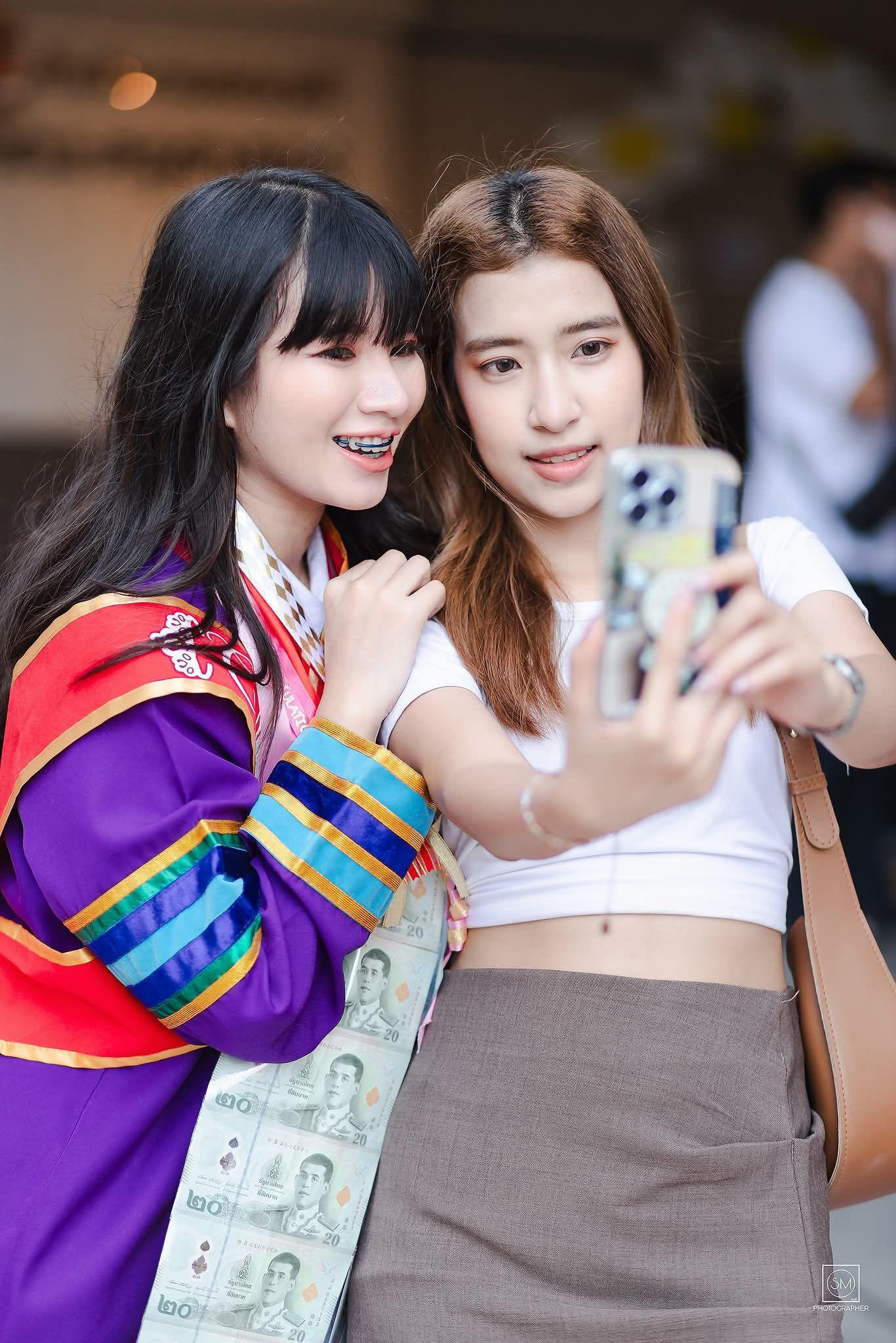 ผลงานรับปริญญา มหาวิทยาลัยราชภัฏบ้านสมเด็จเจ้าพระยา โดย Sm Photographer ภาพที่ 6