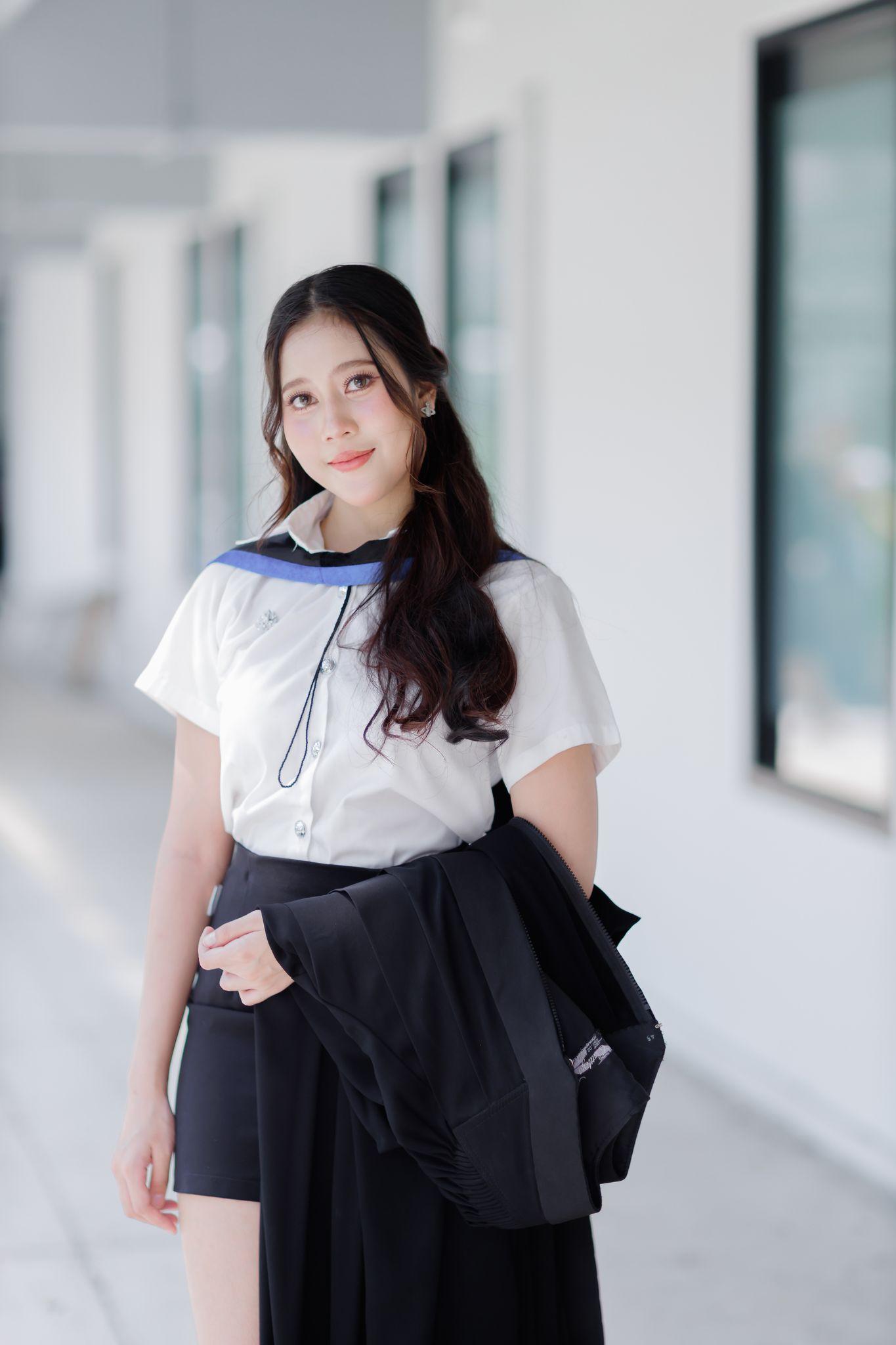 ผลงานรับปริญญา มหาวิทยาลัยศิลปากร โดย bb_pornchanok ภาพที่ 16
