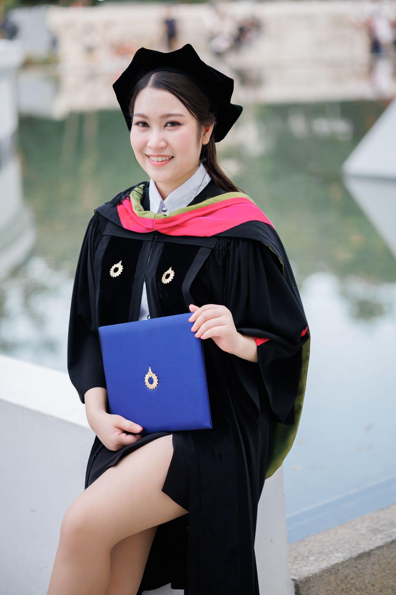 ผลงานรับปริญญา มหาวิทยาลัยรังสิต โดย bb_pornchanok ภาพที่ 1