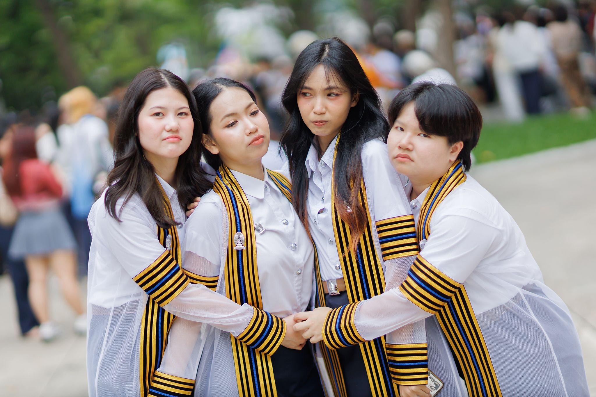 ผลงานรับปริญญา จุฬาลงกรณ์มหาวิทยาลัย โดย bb_pornchanok ภาพที่ 16