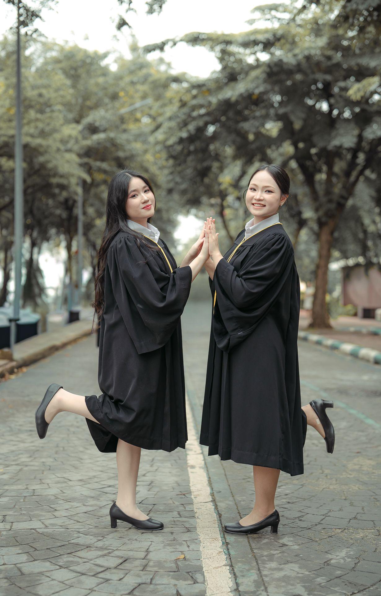 ผลงานรับปริญญา โดย APHRODITE GALLERIES ภาพที่ 16