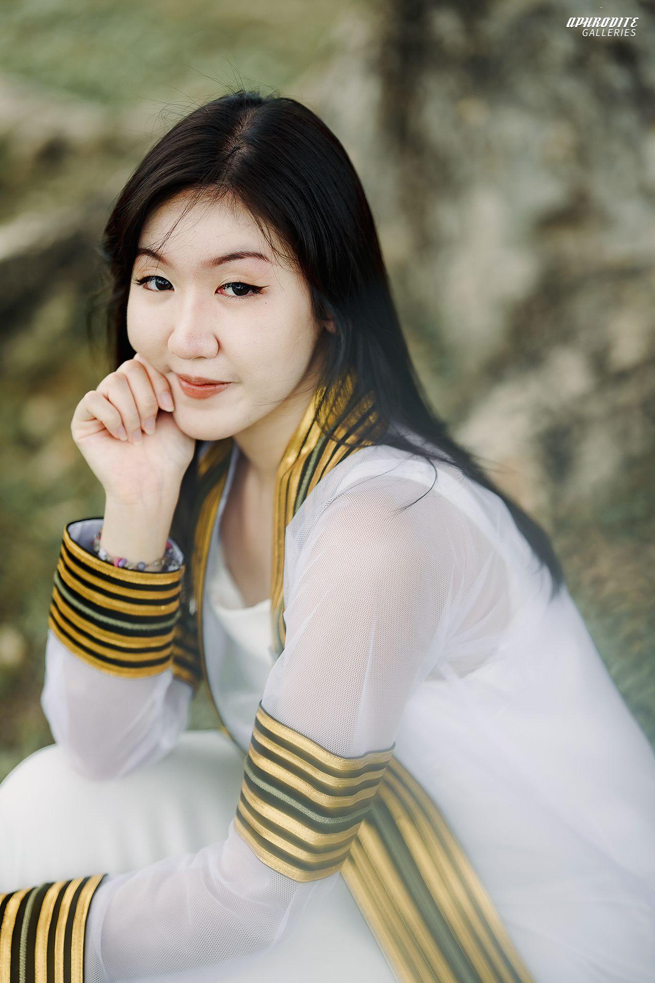 ผลงานรับปริญญา จุฬาลงกรณ์มหาวิทยาลัย โดย APHRODITE GALLERIES ภาพที่ 18