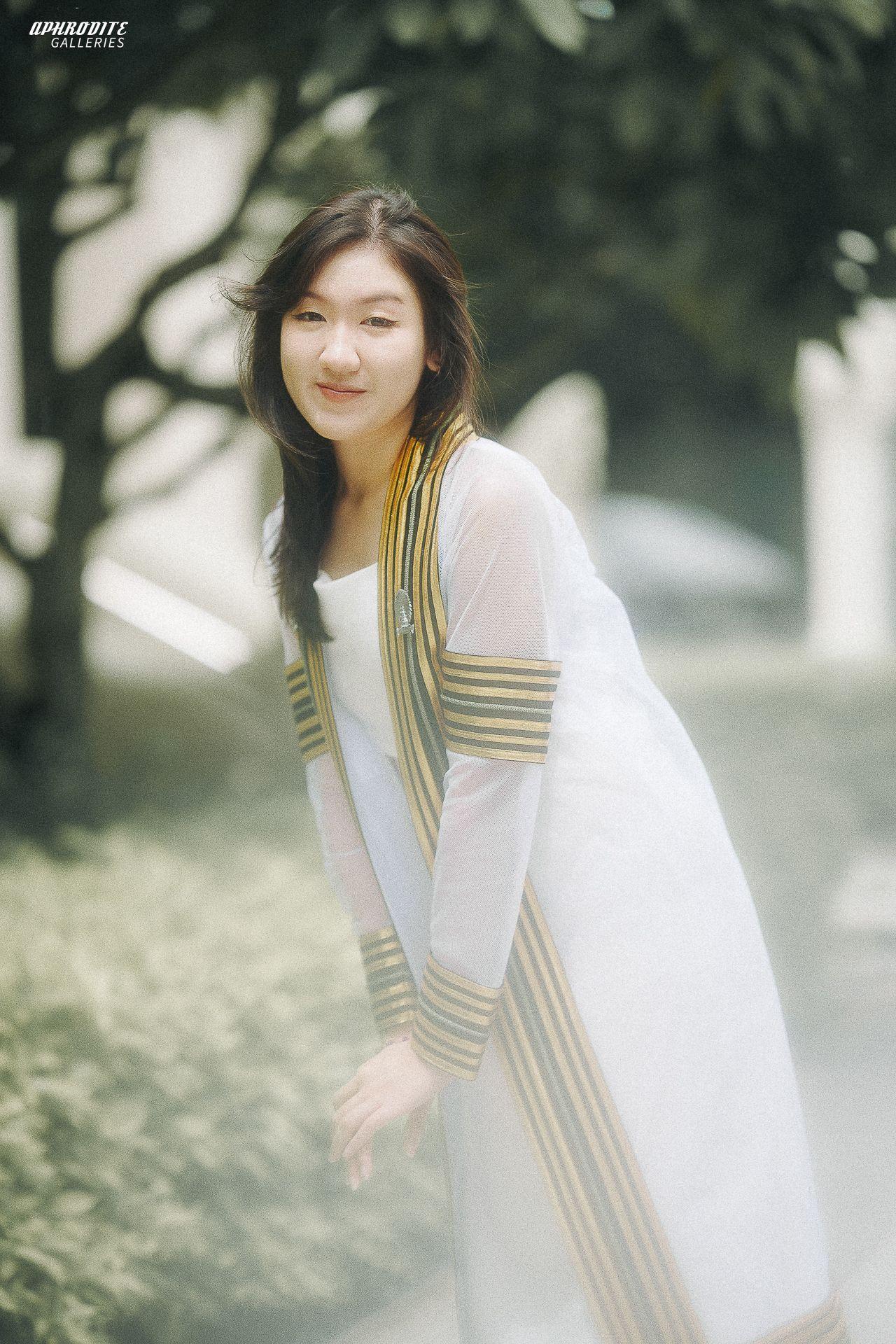 ผลงานรับปริญญา จุฬาลงกรณ์มหาวิทยาลัย โดย APHRODITE GALLERIES ภาพที่ 3