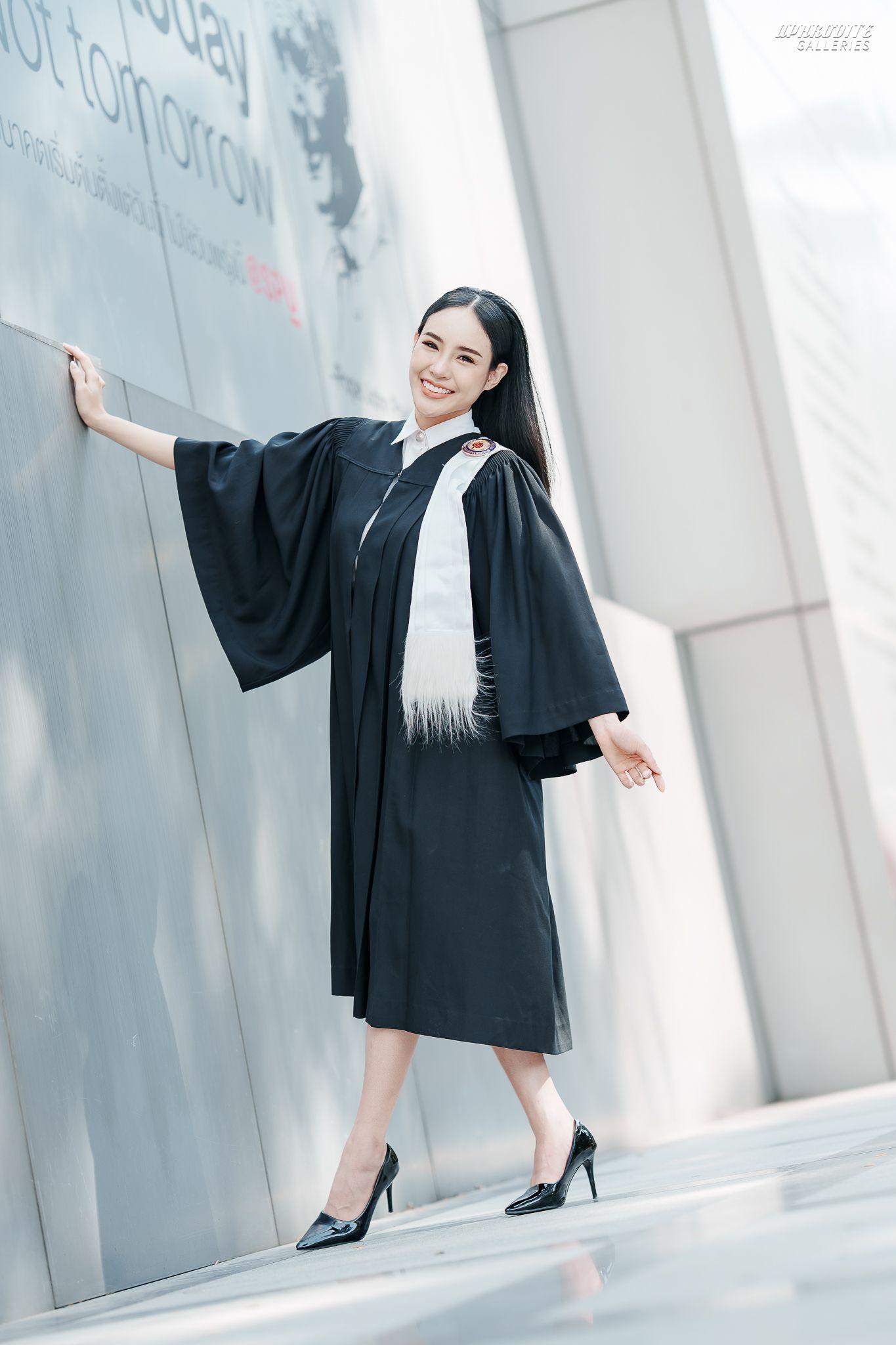 ผลงานรับปริญญา มหาวิทยาลัยศรีปทุม โดย APHRODITE GALLERIES ภาพที่ 2