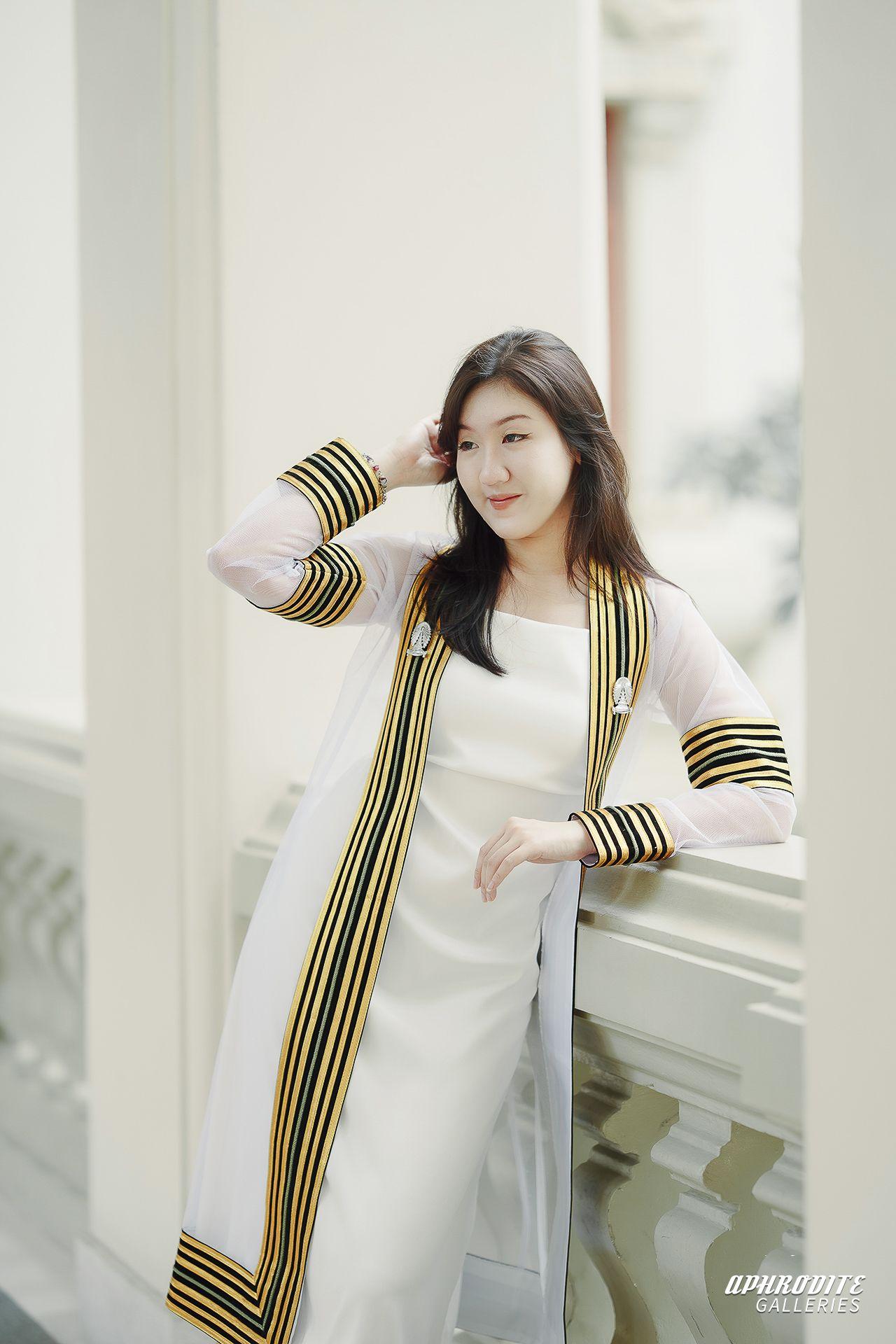 ผลงานรับปริญญา จุฬาลงกรณ์มหาวิทยาลัย โดย APHRODITE GALLERIES ภาพที่ 8