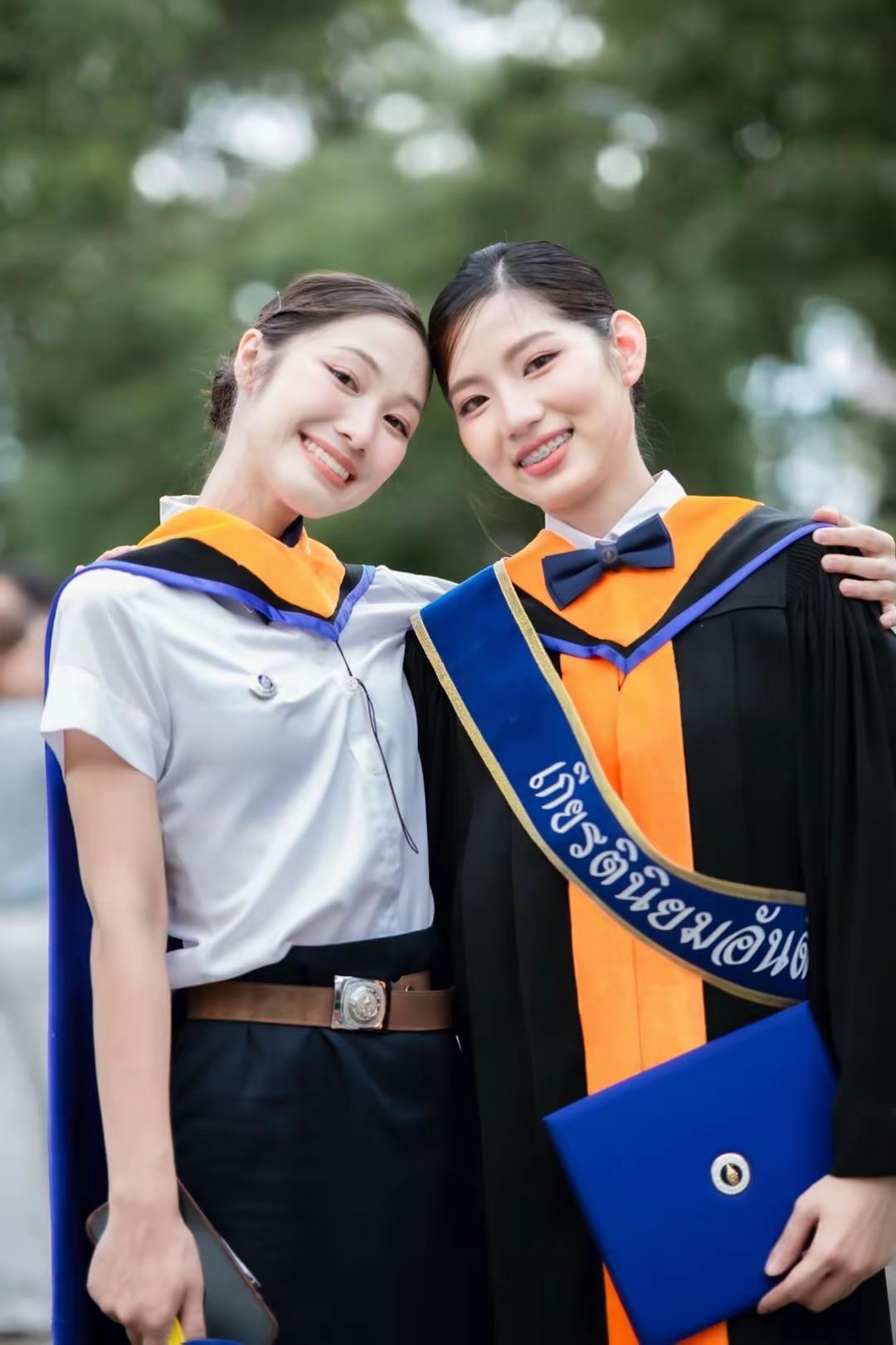 ผลงานรับปริญญา โดย Nbkphoto ภาพที่ 3